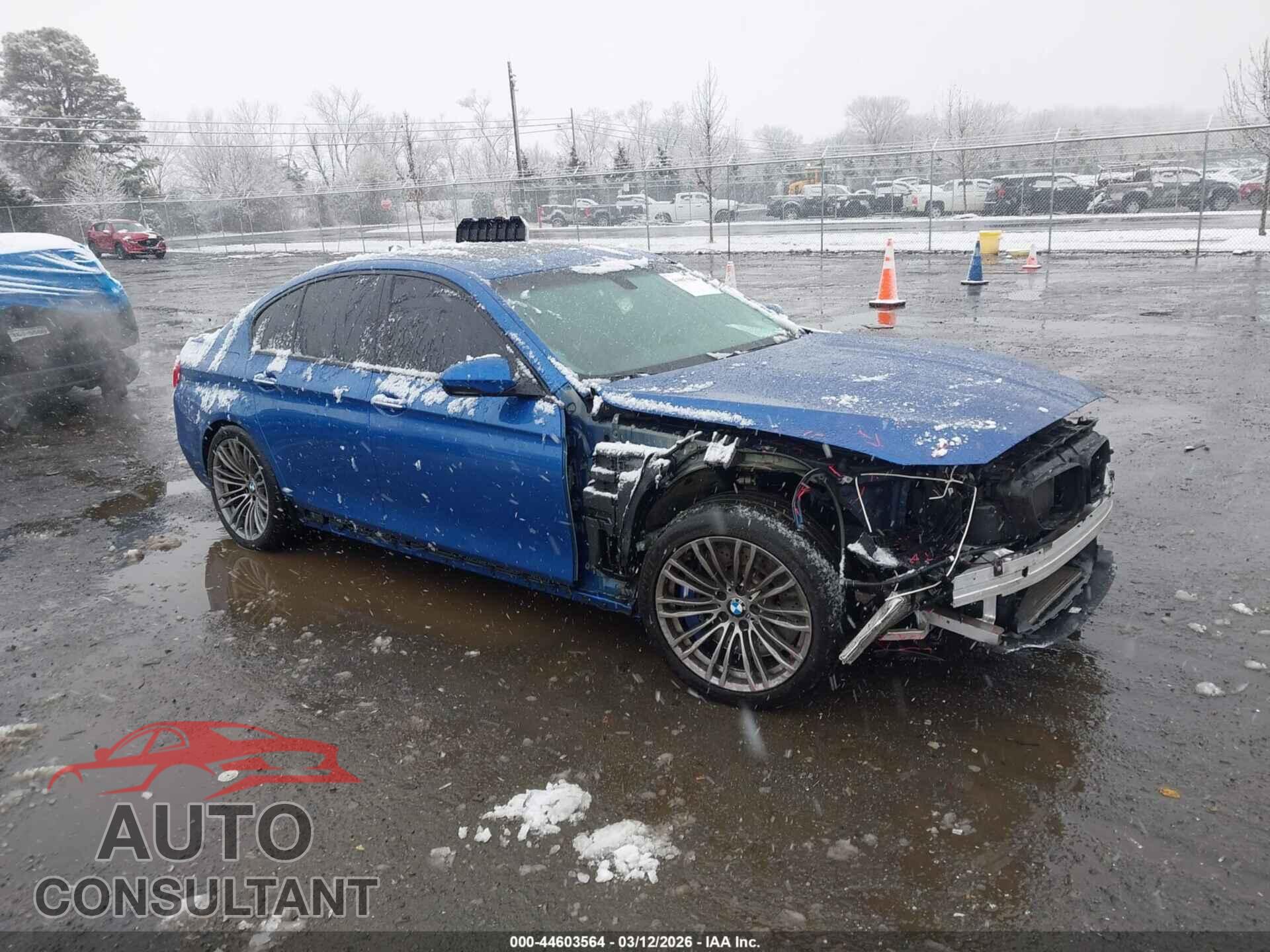 BMW M5 2015 - WBSFV9C57FD595401