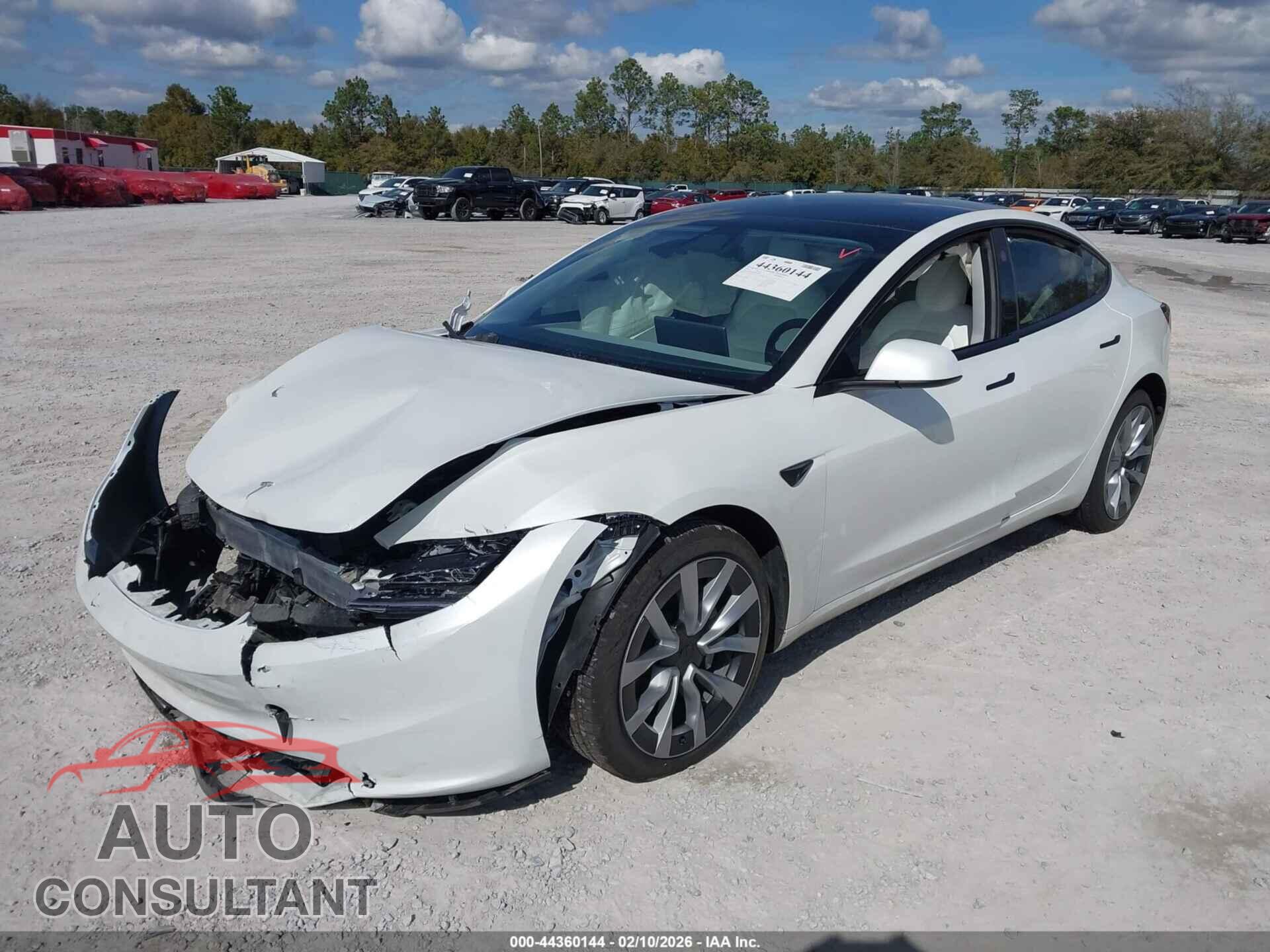 TESLA MODEL 3 2025 - 5YJ3E1EB9SF926495