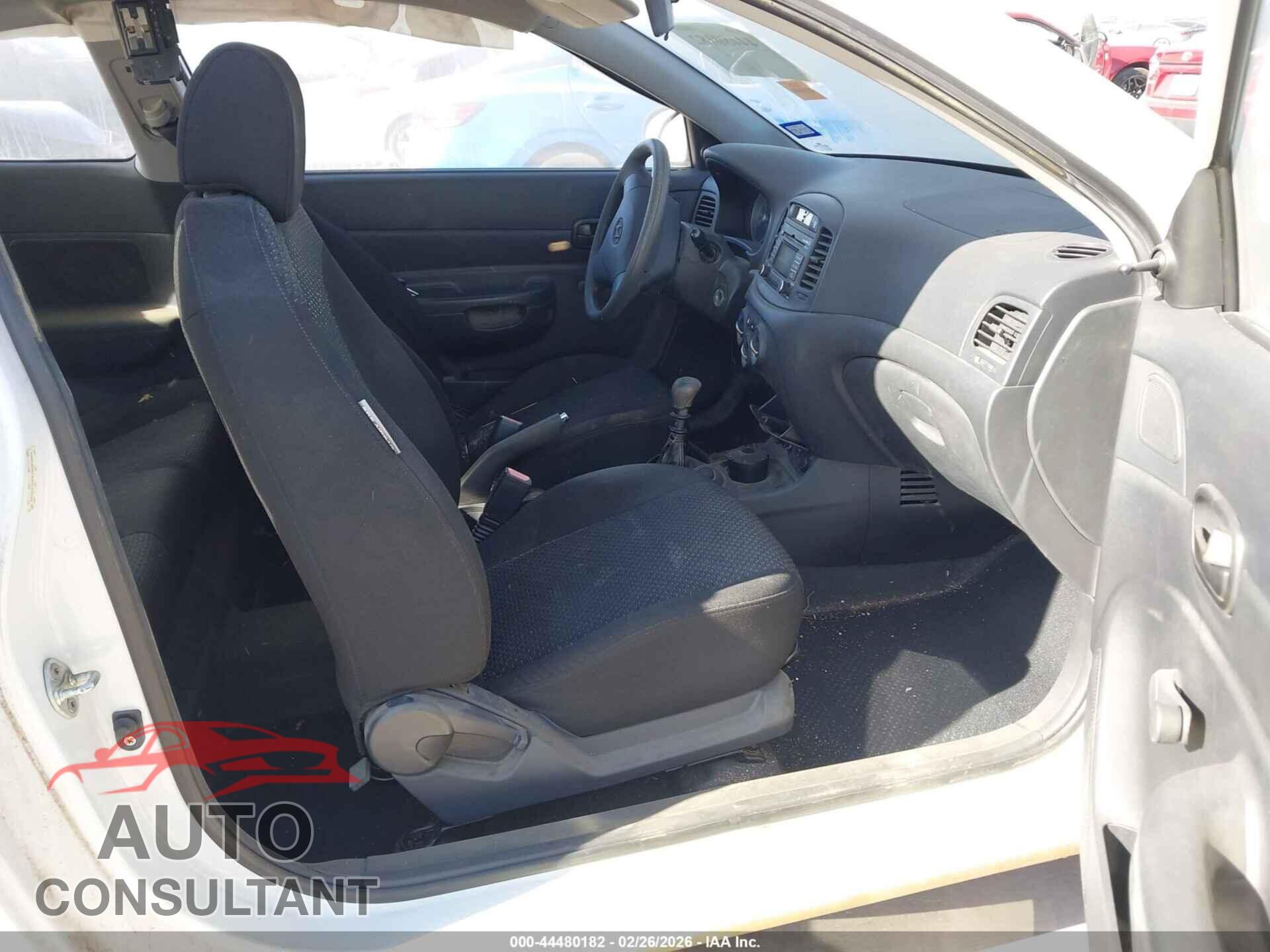 HYUNDAI ACCENT 2009 - KMHCM36CX9U111239