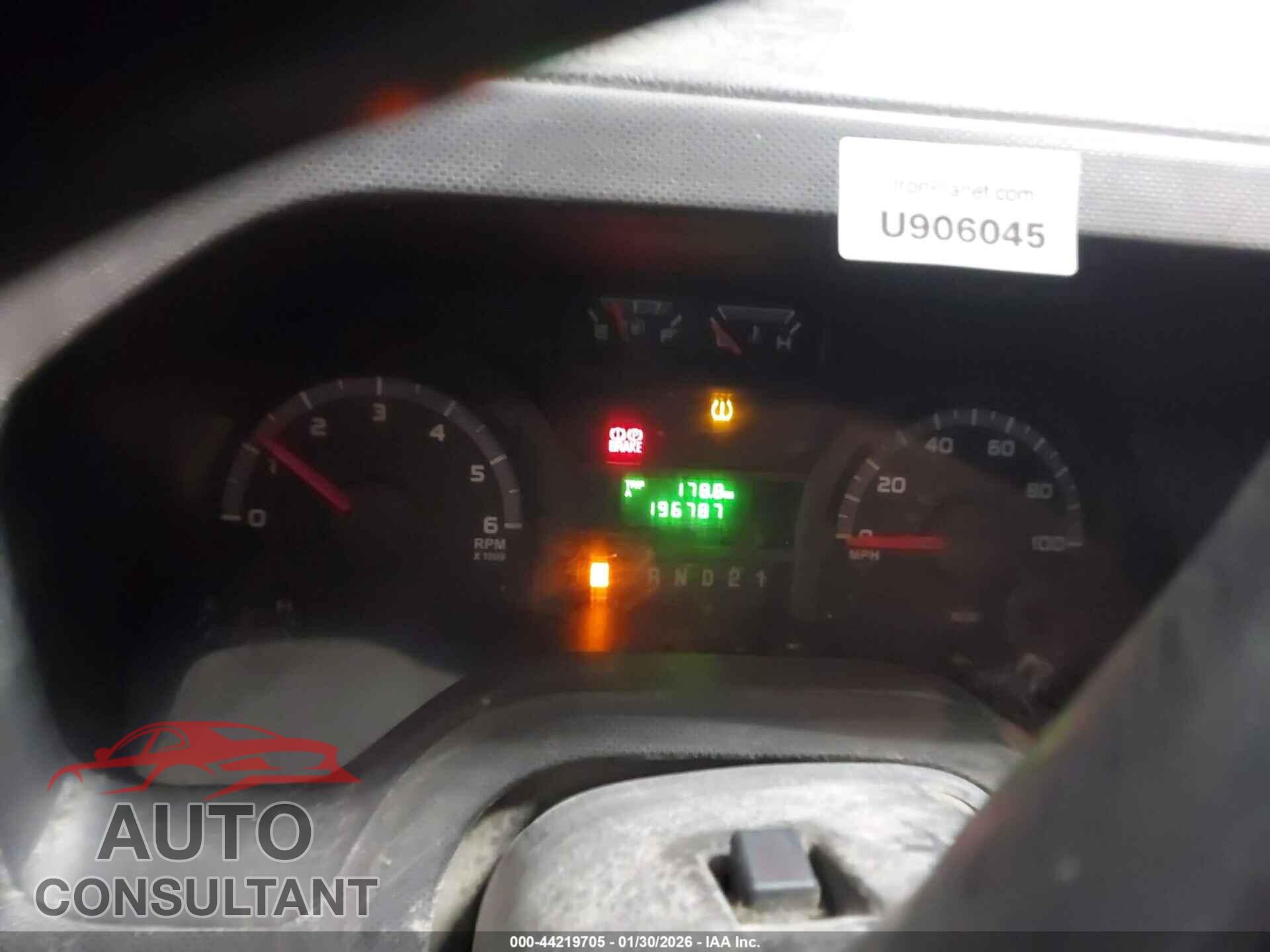 FORD E-150 2011 - 1FTNE1EW5BDA18032