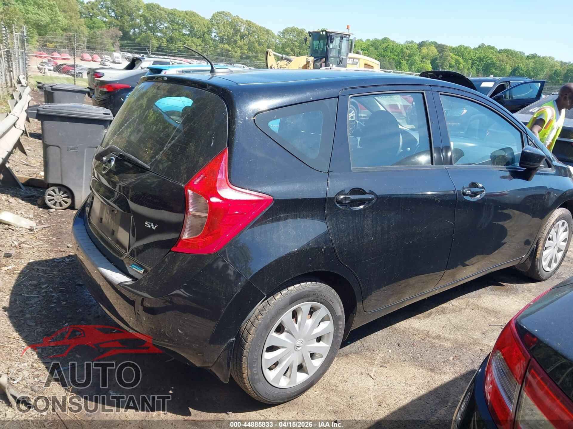 NISSAN VERSA NOTE 2015 - 3N1CE2CP8FL376401