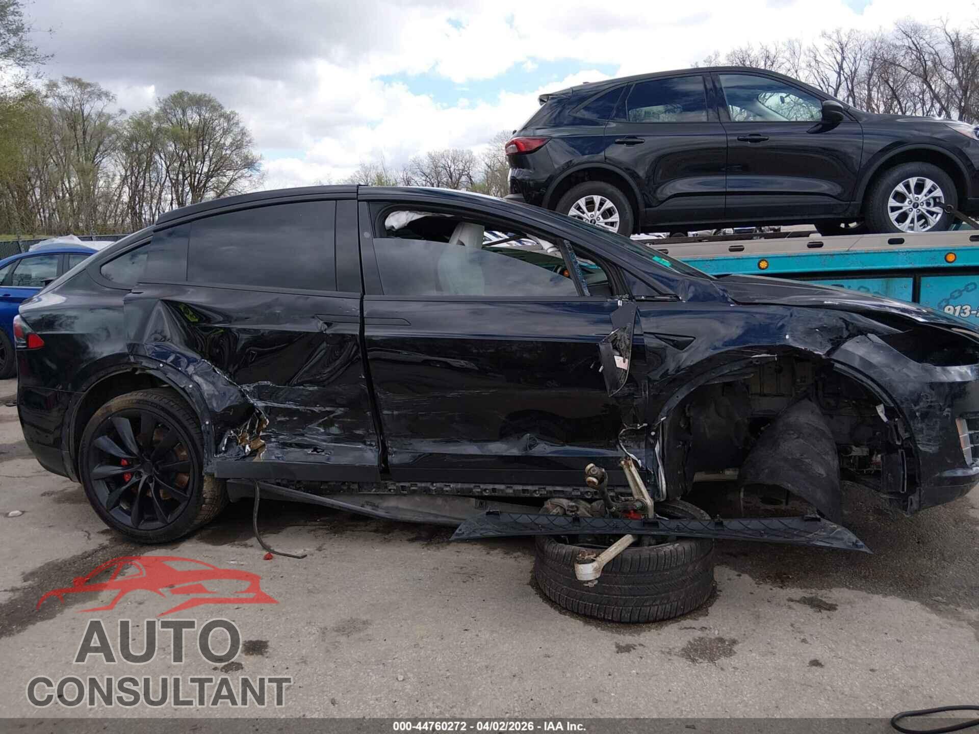 TESLA MODEL X 2018 - 5YJXCBE43JF111335