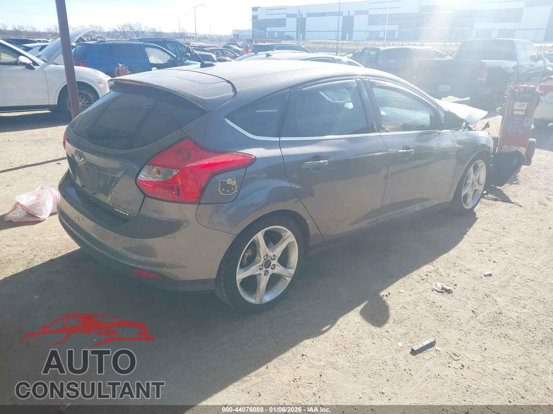 FORD FOCUS 2014 - 1FADP3N26EL330178