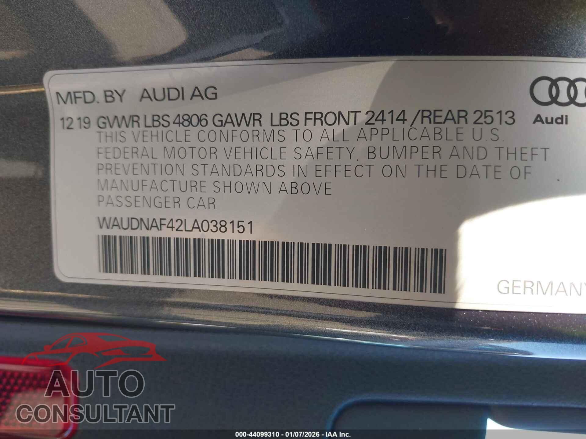 AUDI A4 2020 - WAUDNAF42LA038151