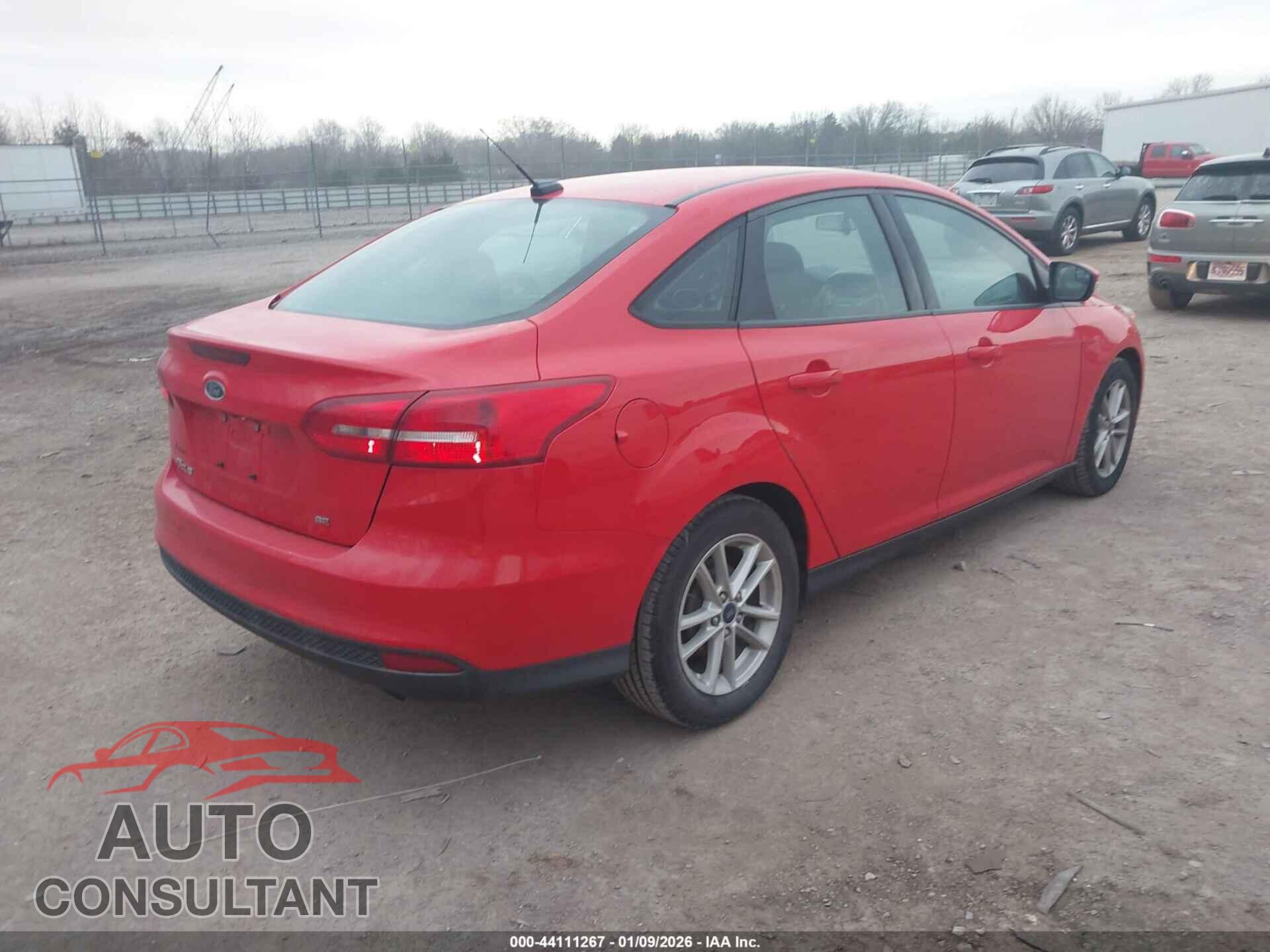 FORD FOCUS 2017 - 1FADP3F26HL215129