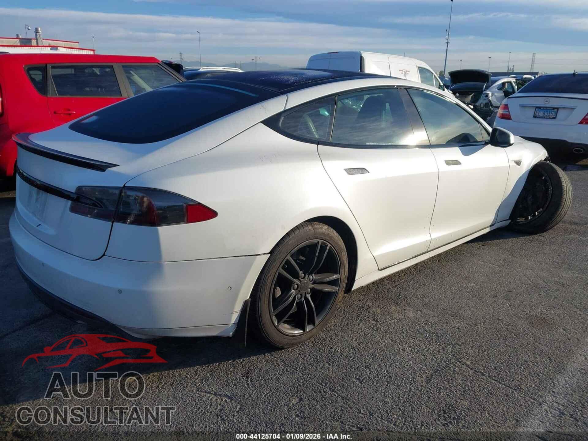 TESLA MODEL S 2016 - 5YJSA1E28GF131436
