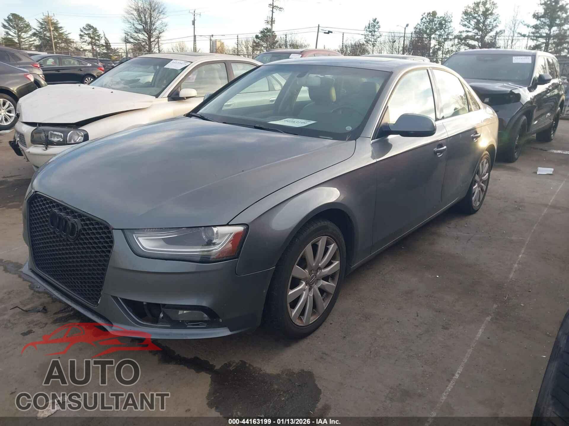 AUDI A4 2013 - WAUBFAFL3DA172275