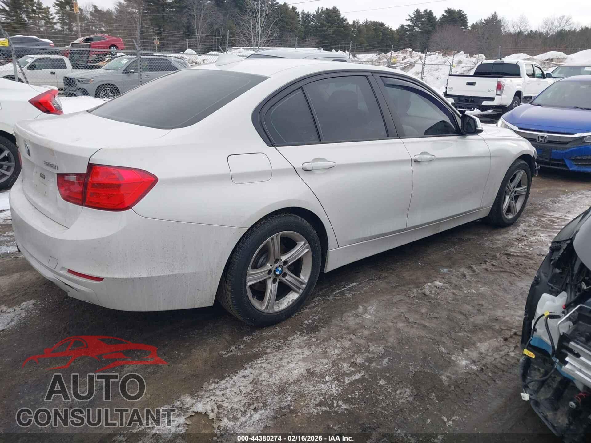 BMW 328I 2013 - WBA3B5C56DF596145