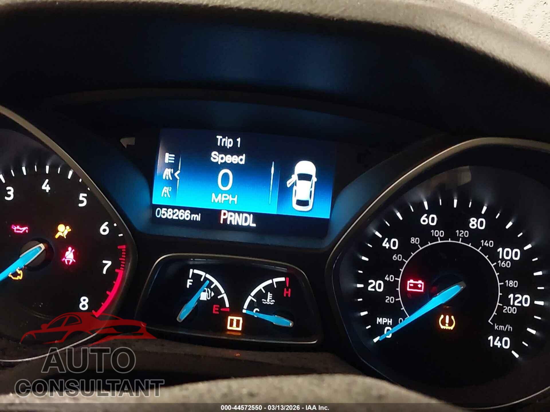FORD FOCUS 2016 - 1FADP3E23GL215556