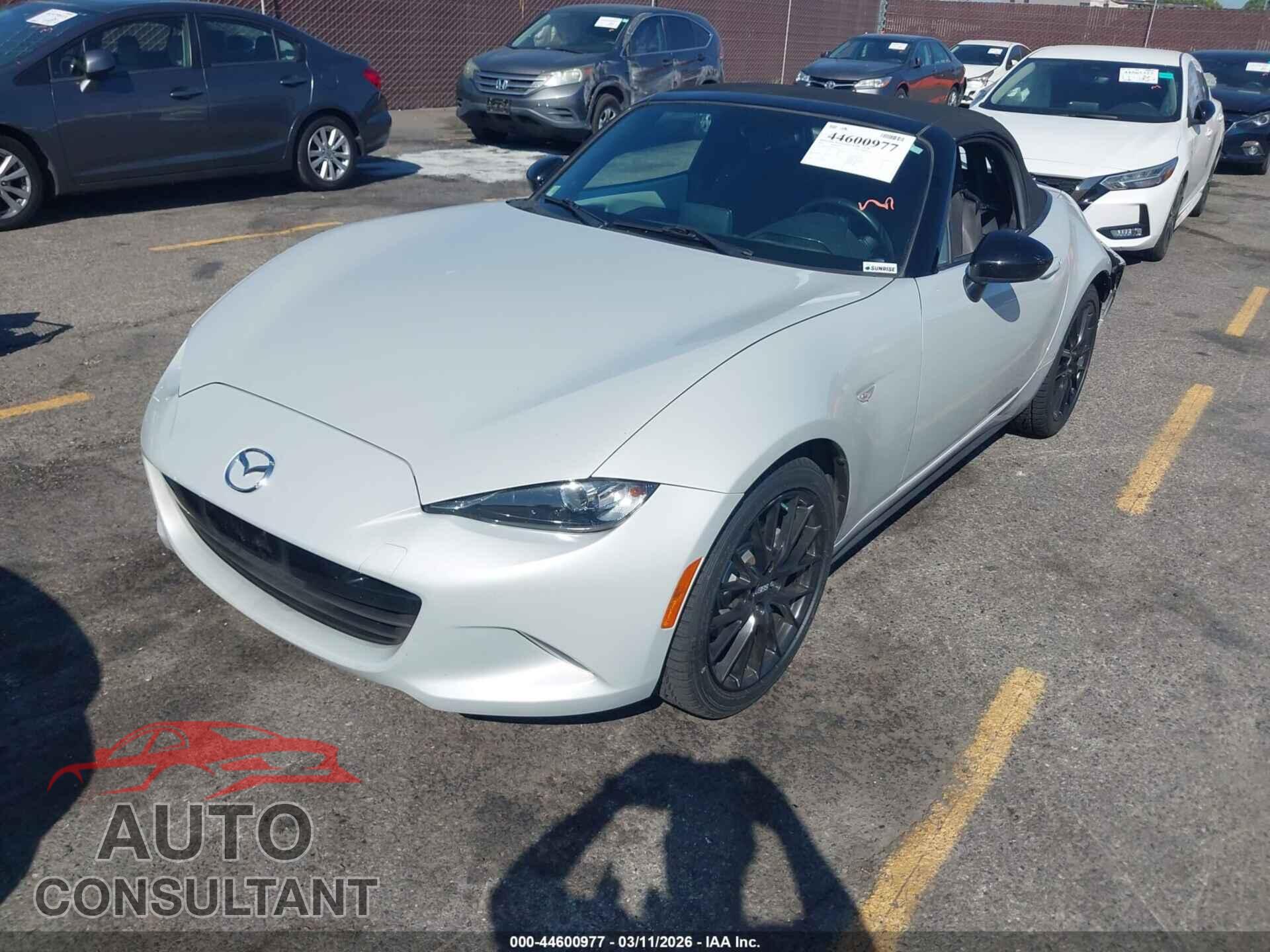 MAZDA MX-5 MIATA 2016 - JM1NDAC78G0109535