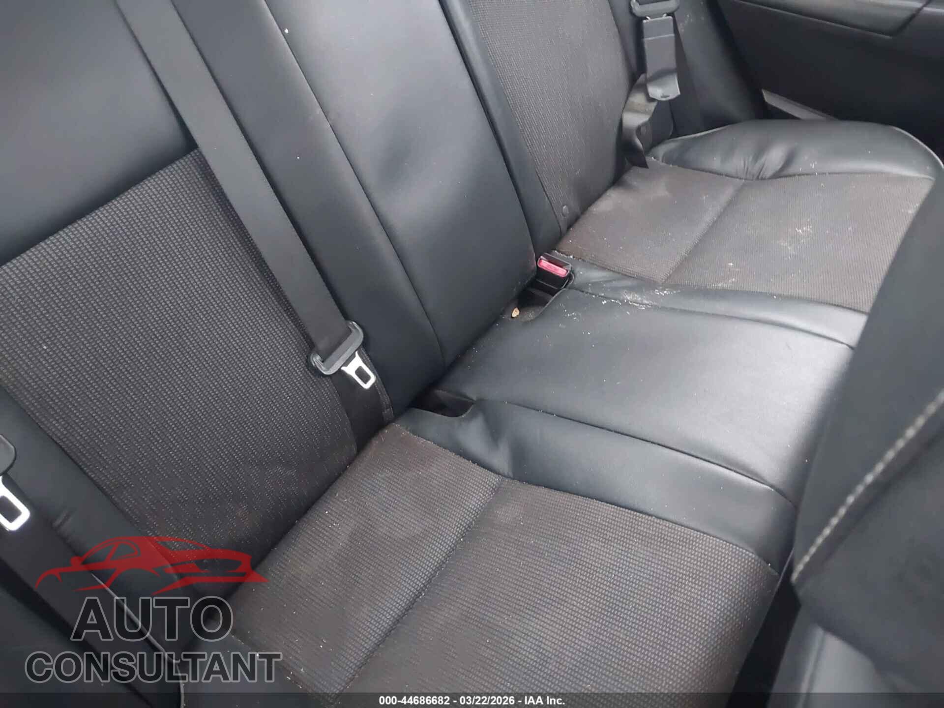 TOYOTA COROLLA 2014 - 5YFBURHE8EP126959