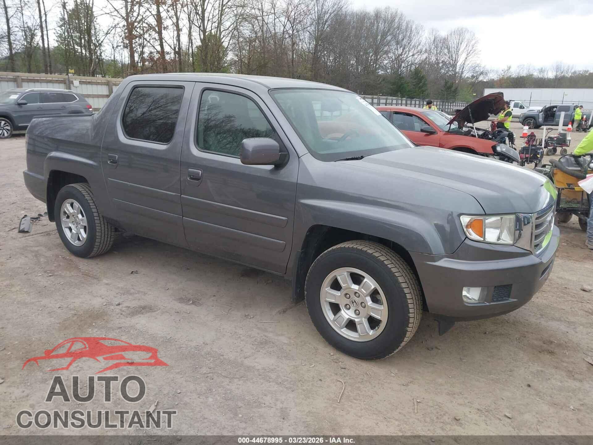 HONDA RIDGELINE 2014 - 5FPYK1F46EB005118