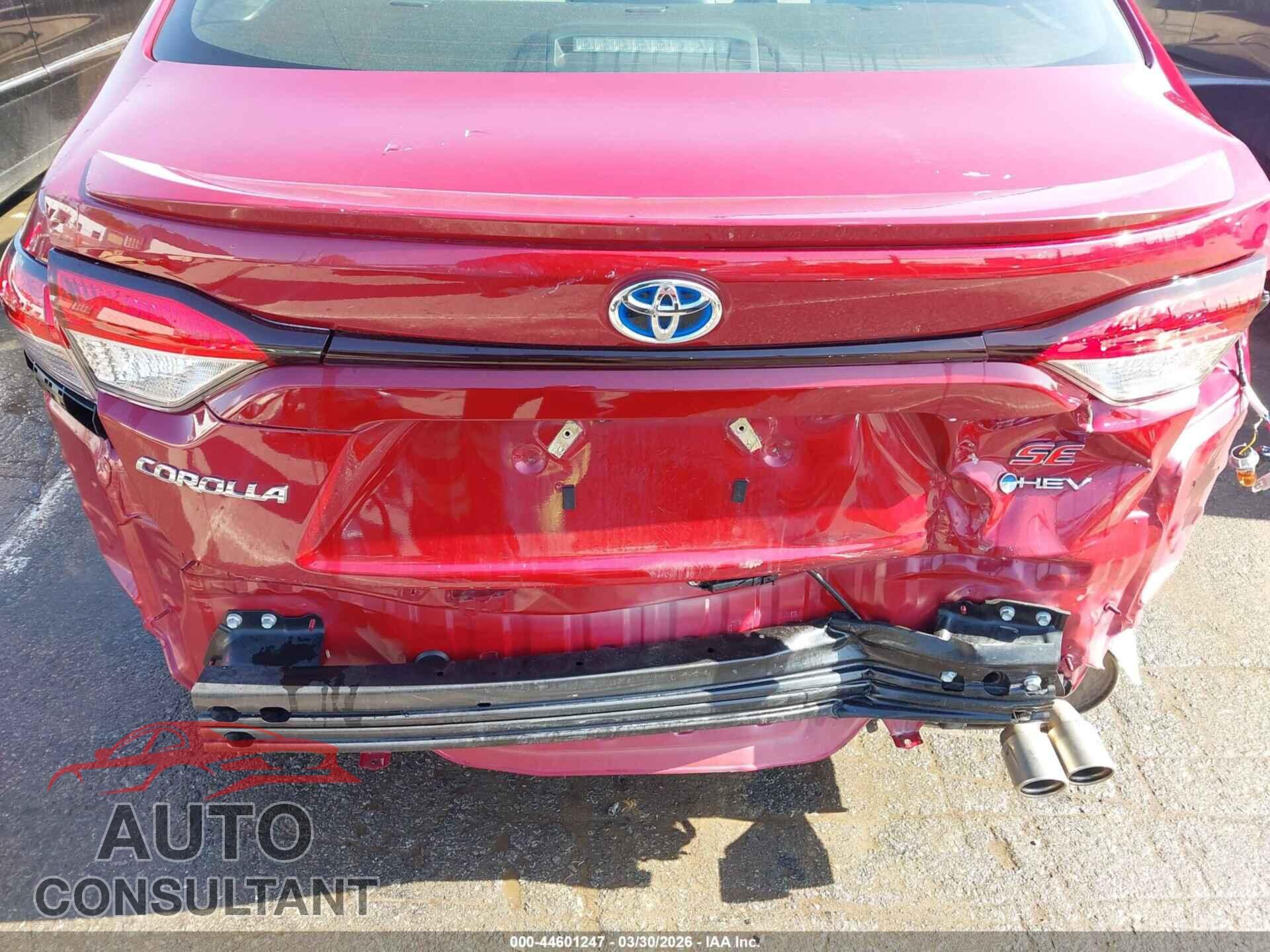 TOYOTA COROLLA 2025 - JTDBCMFEXS3075493