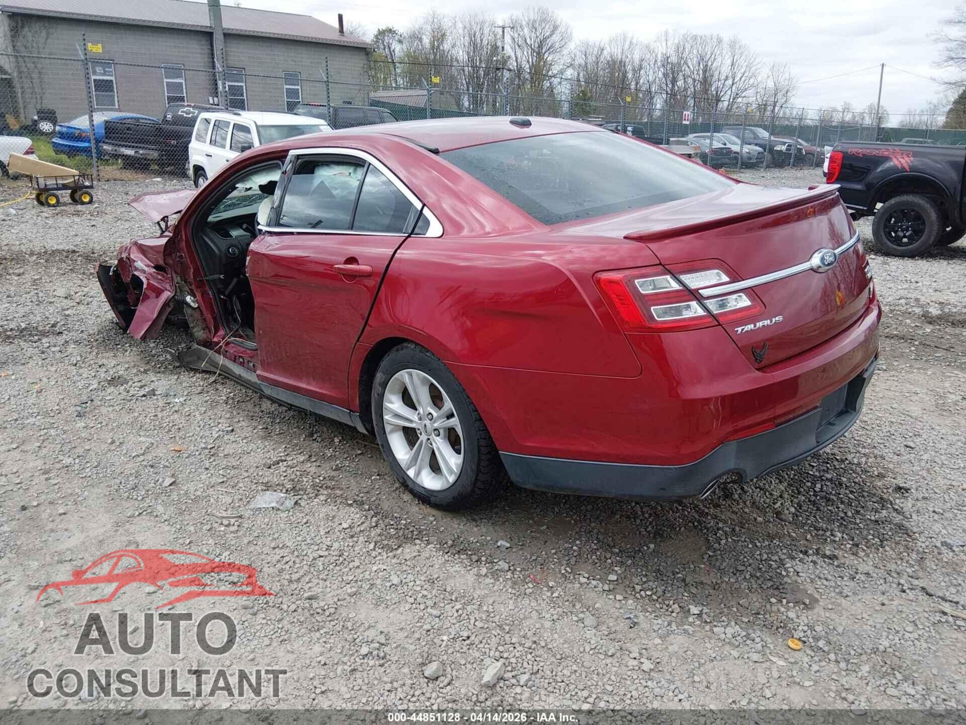 FORD TAURUS 2015 - 1FAHP2H87FG105547