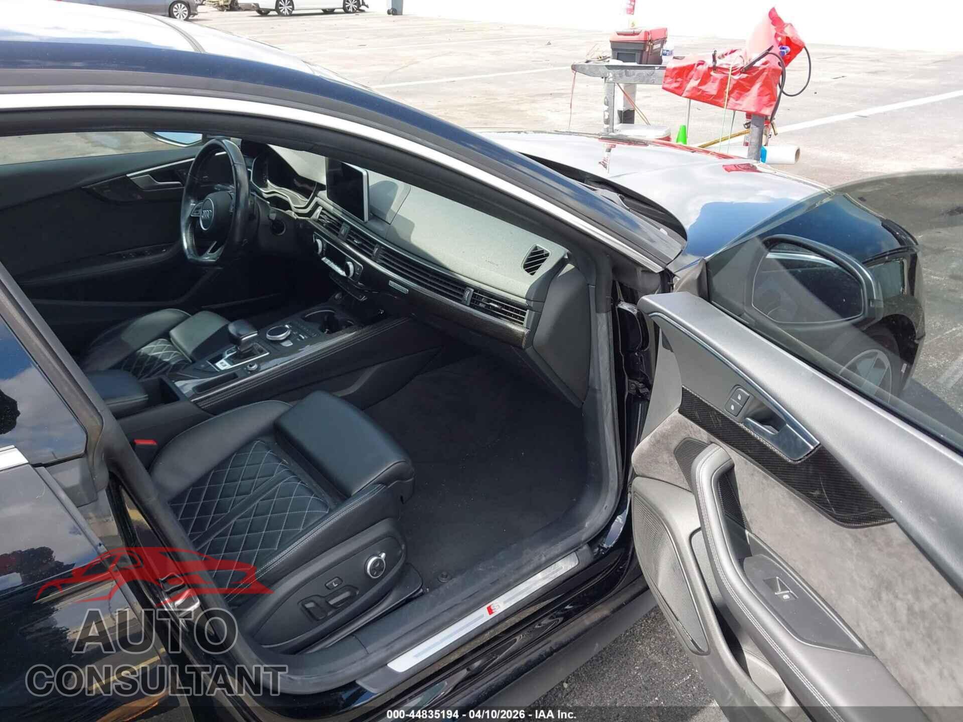 AUDI S5 2018 - WAUC4CF51JA091360