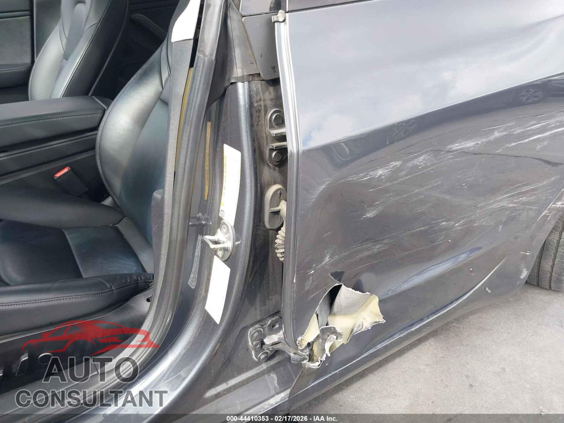 TESLA MODEL 3 2021 - 5YJ3E1EBXMF874961