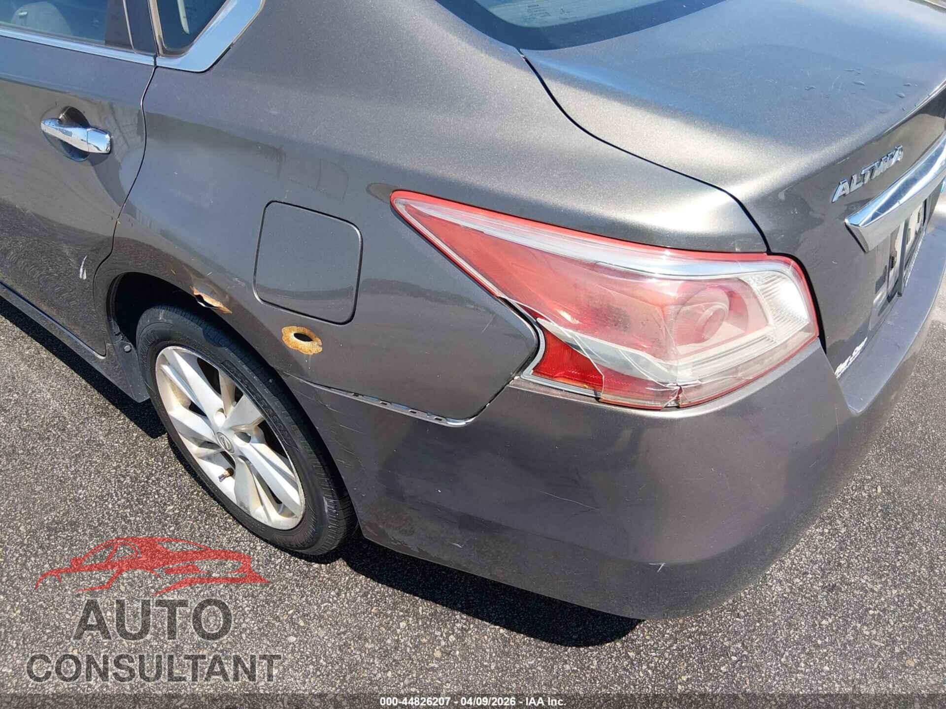 NISSAN ALTIMA 2013 - 1N4AL3AP1DC160875