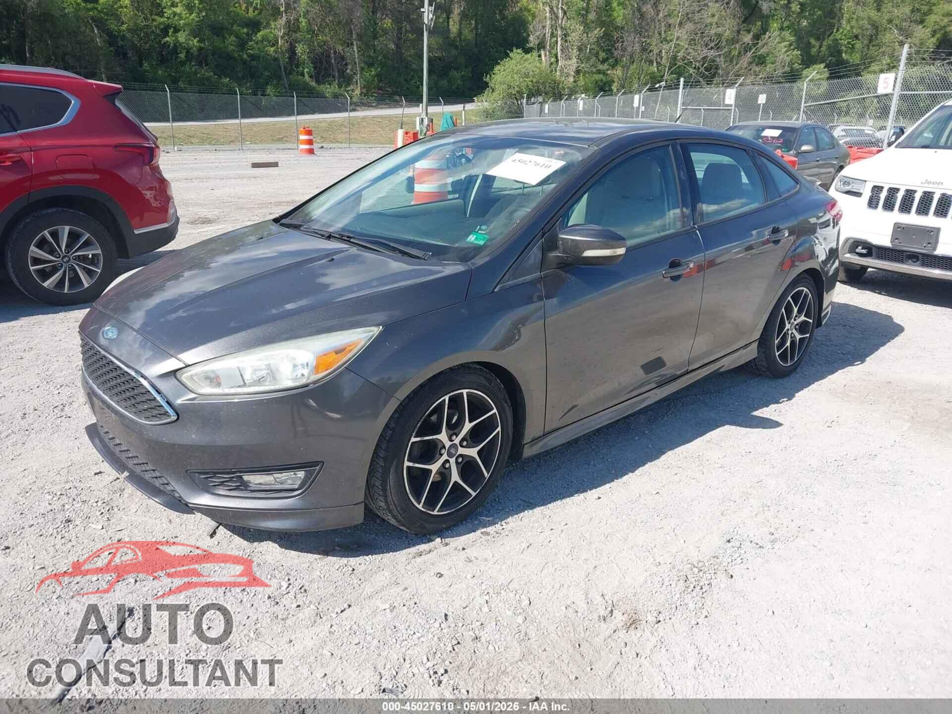 FORD FOCUS 2015 - 1FADP3FE5FL354675