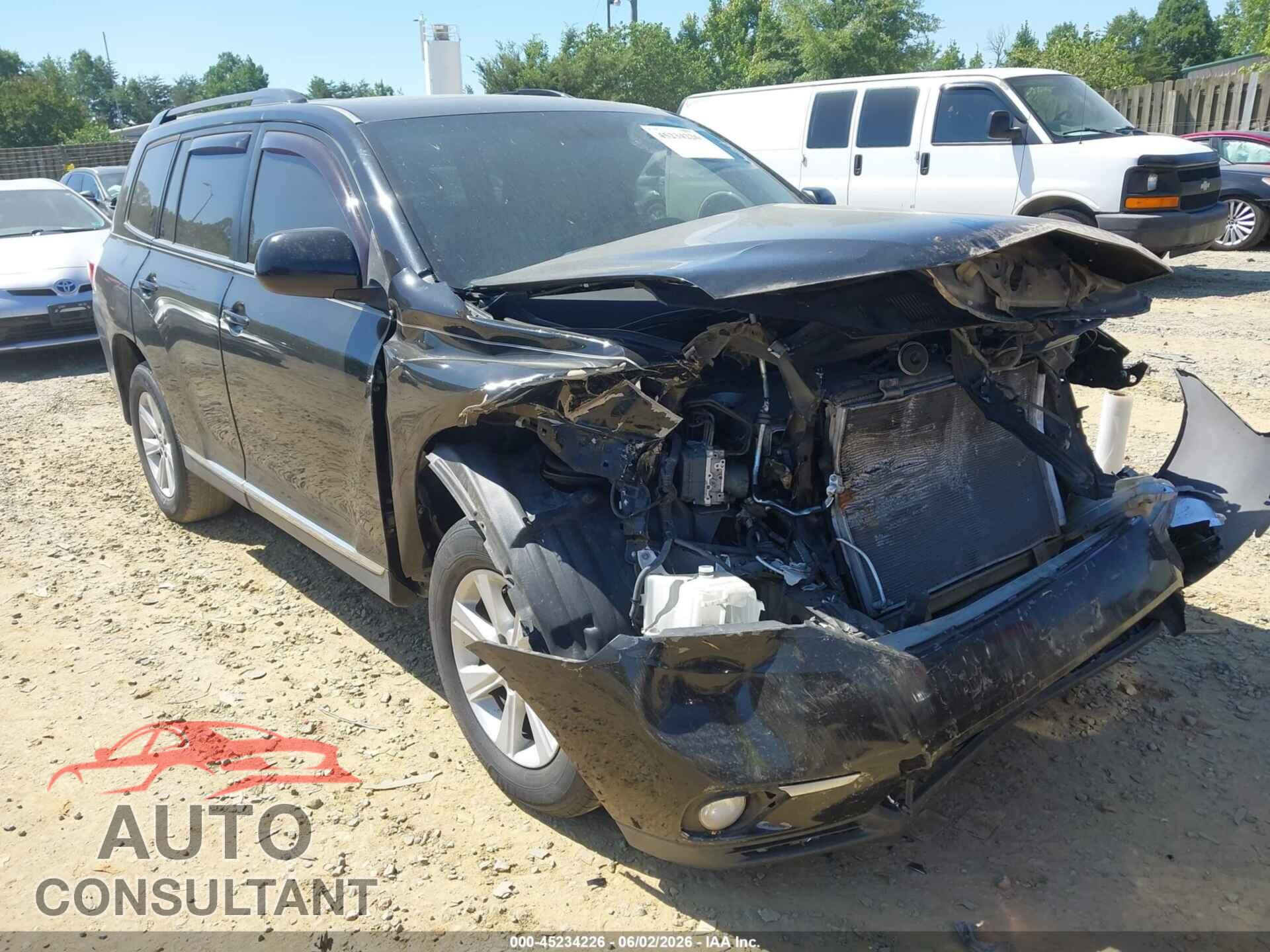 TOYOTA HIGHLANDER 2013 - 5TDBK3EHXDS226729