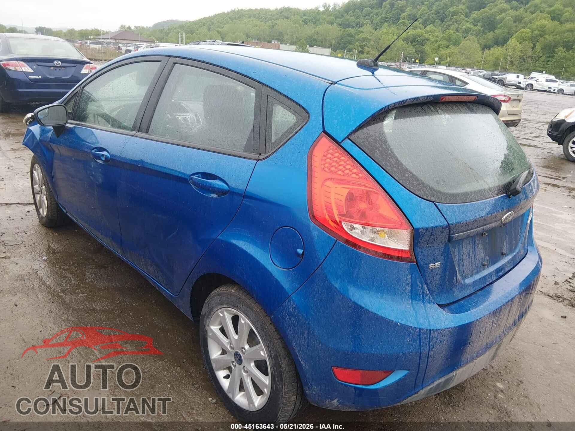 FORD FIESTA 2011 - 3FADP4EJ2BM153040