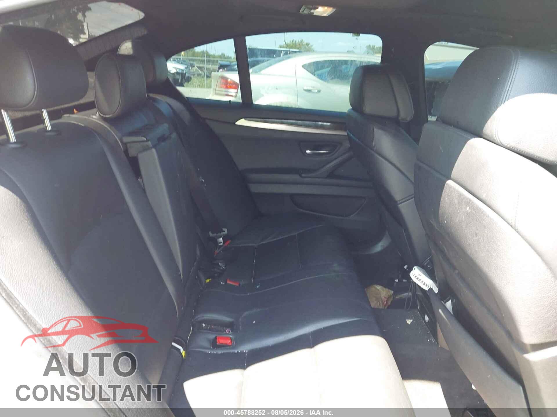 BMW 528I 2012 - WBAXH5C59CDW08685