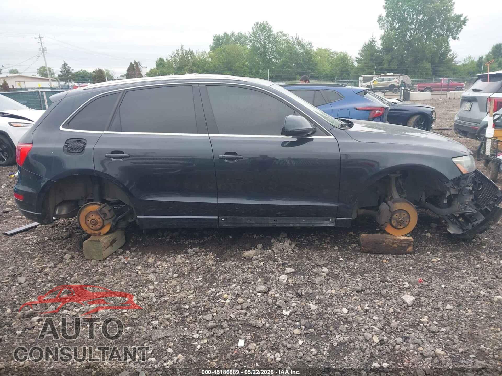 AUDI Q5 2012 - WA1LFAFPXCA093348
