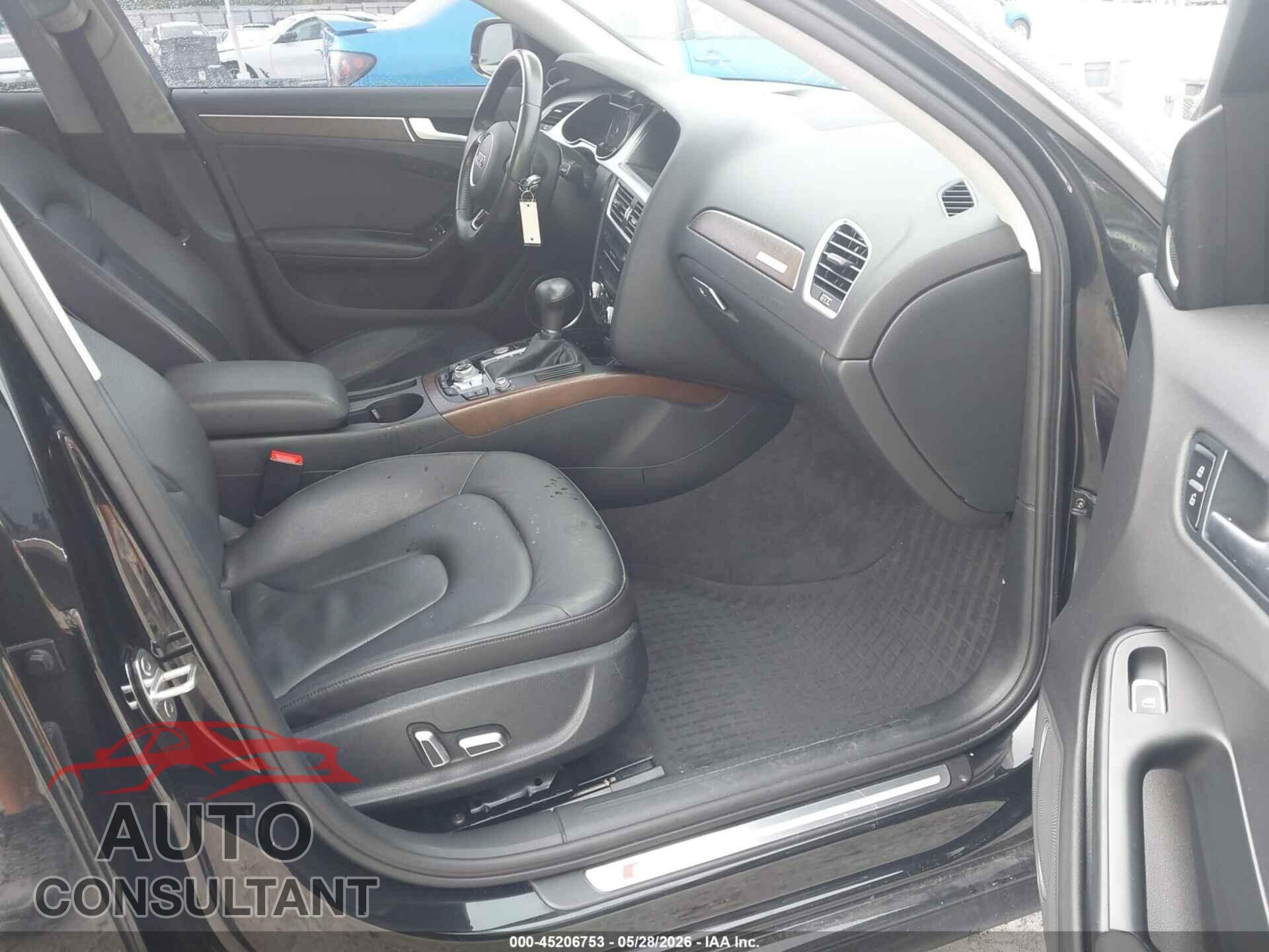 AUDI A4 2015 - WAUFFAFL0FN035551