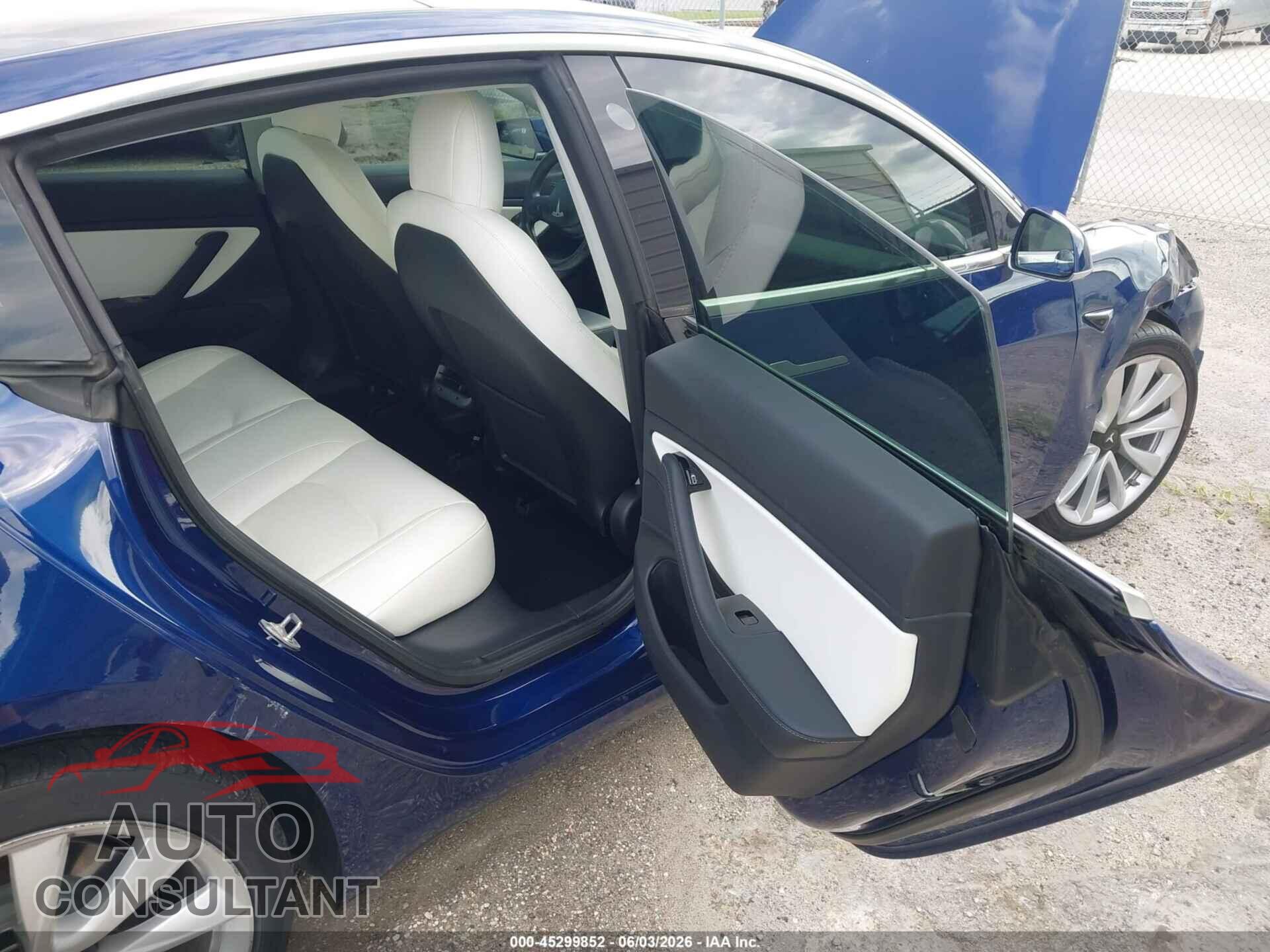 TESLA MODEL 3 2018 - 5YJ3E1EA3JF178171