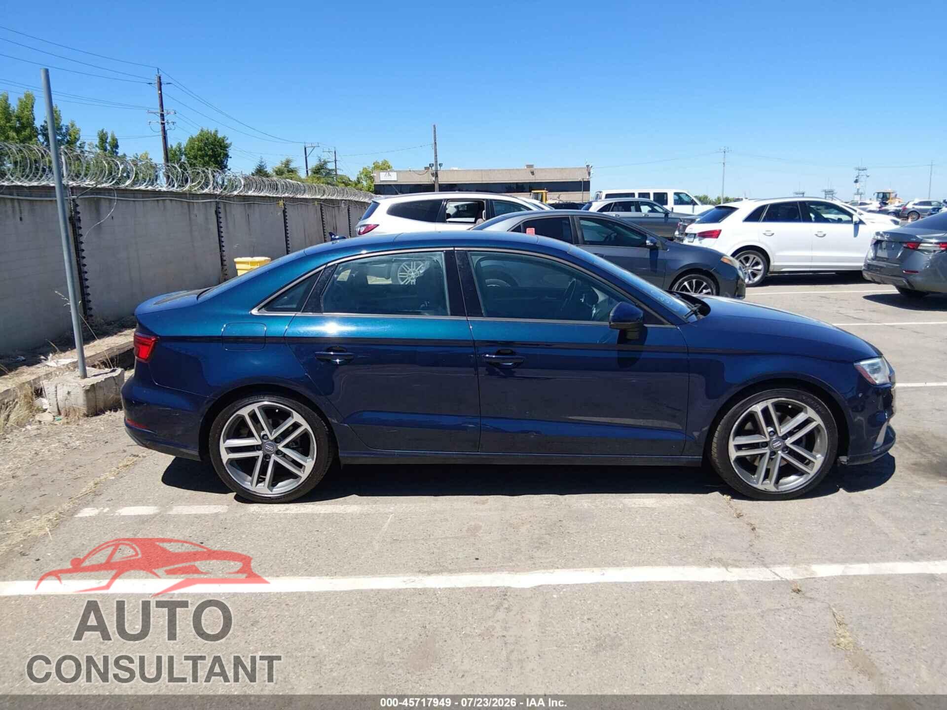 AUDI A3 2017 - WAUAUGFF9H1035023