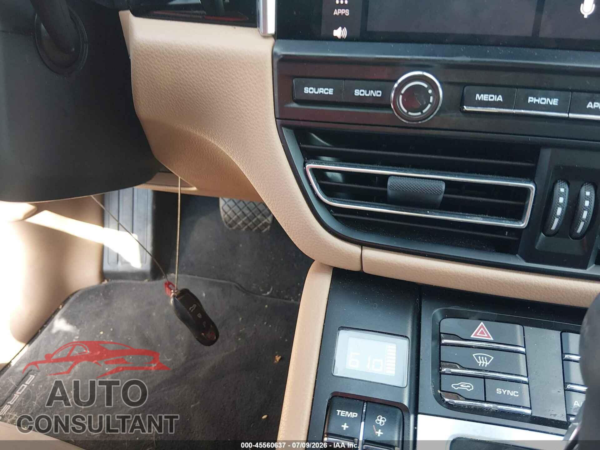 PORSCHE MACAN 2021 - WP1AA2A59MLB08465