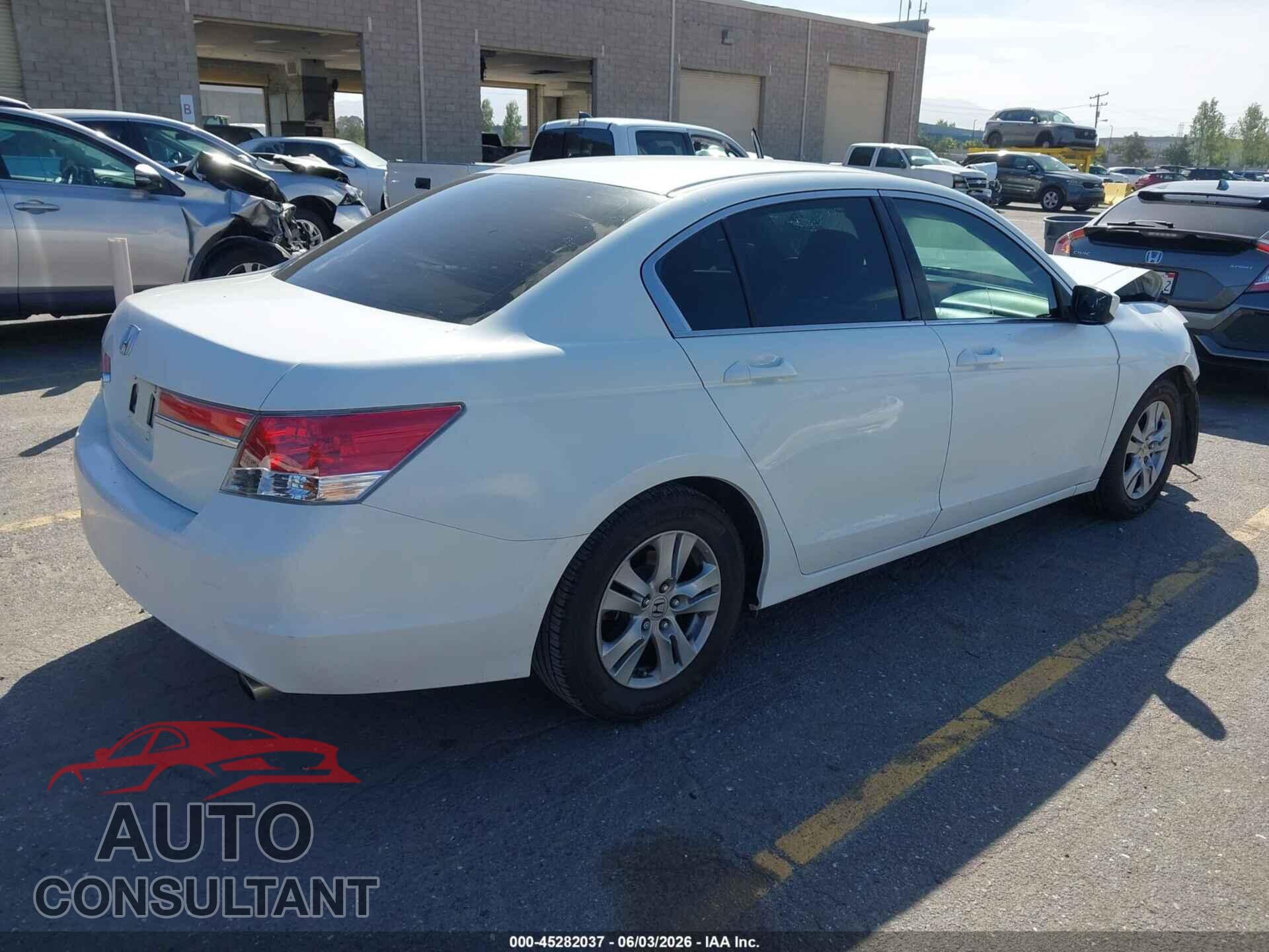 HONDA ACCORD 2011 - 1HGCP2F40BA007589