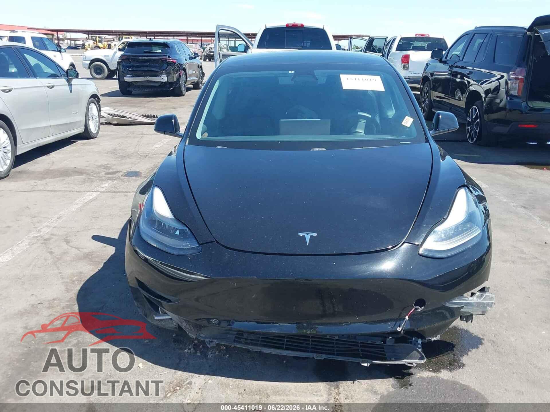 TESLA MODEL 3 2021 - 5YJ3E1EAXMF062115