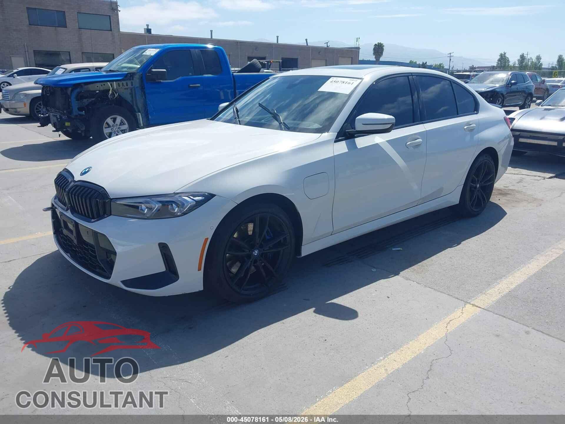 BMW 330E 2023 - 3MW39FF0XP8D20775