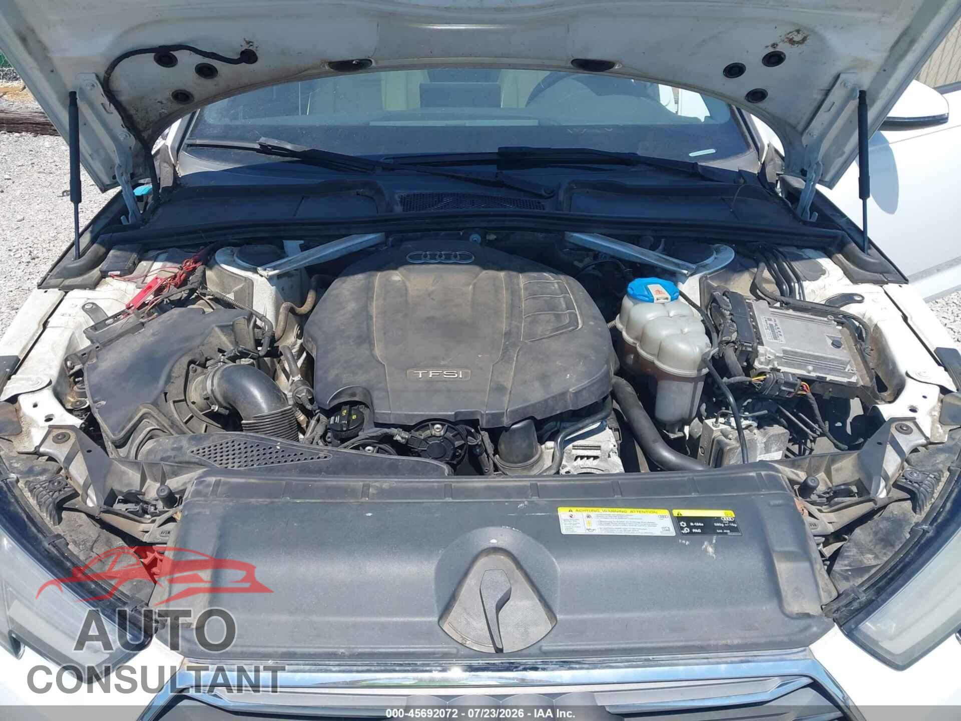 AUDI A4 2017 - WAUKMAF47HN056798