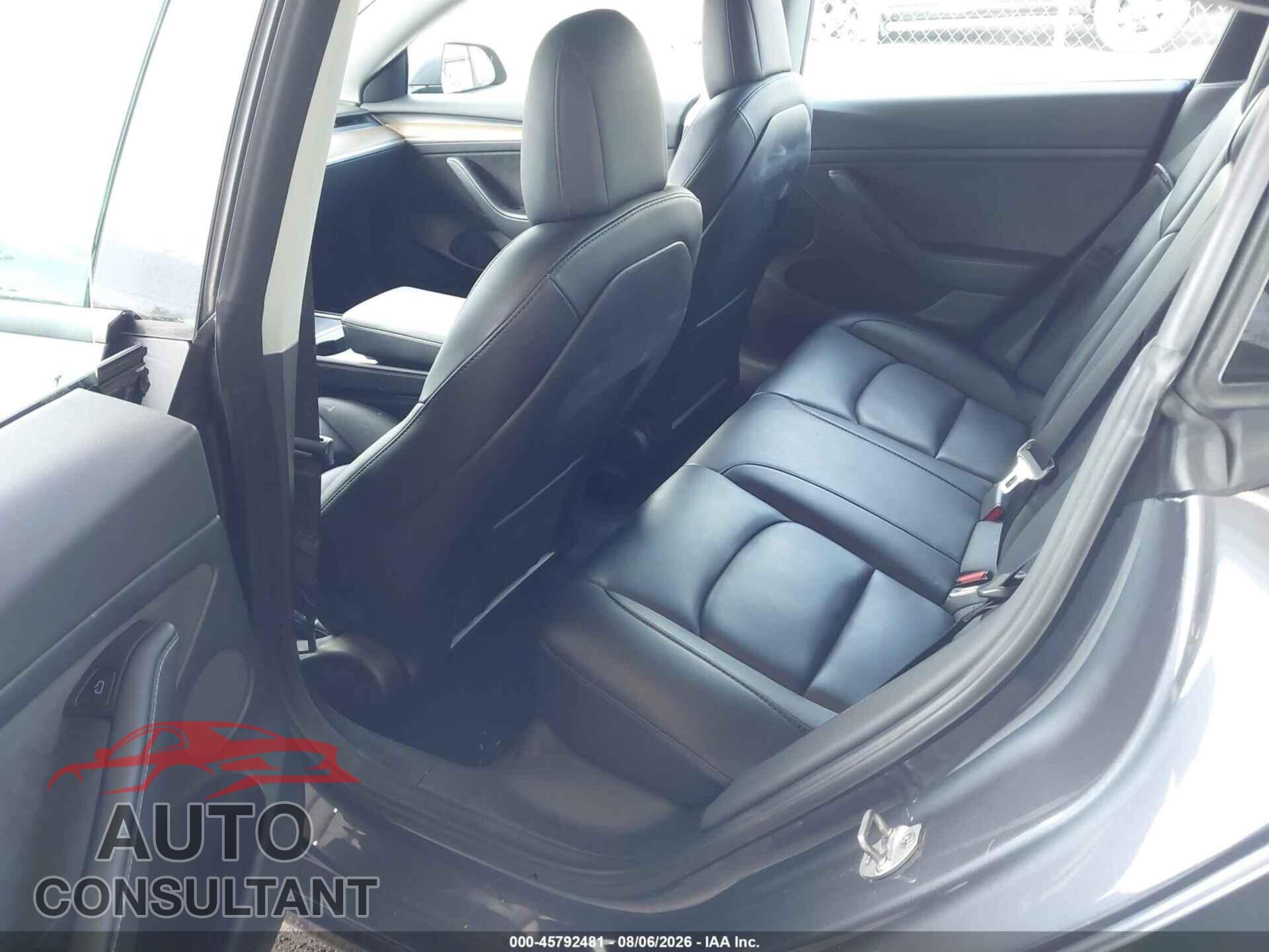 TESLA MODEL 3 2022 - 5YJ3E1EB5NF330448