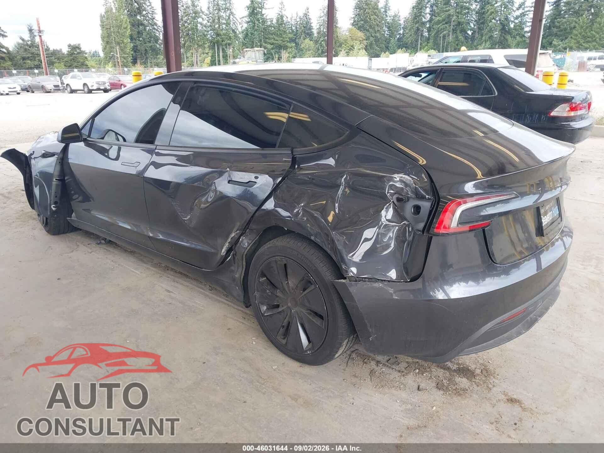 TESLA MODEL 3 2024 - 5YJ3E1EA8RF736835