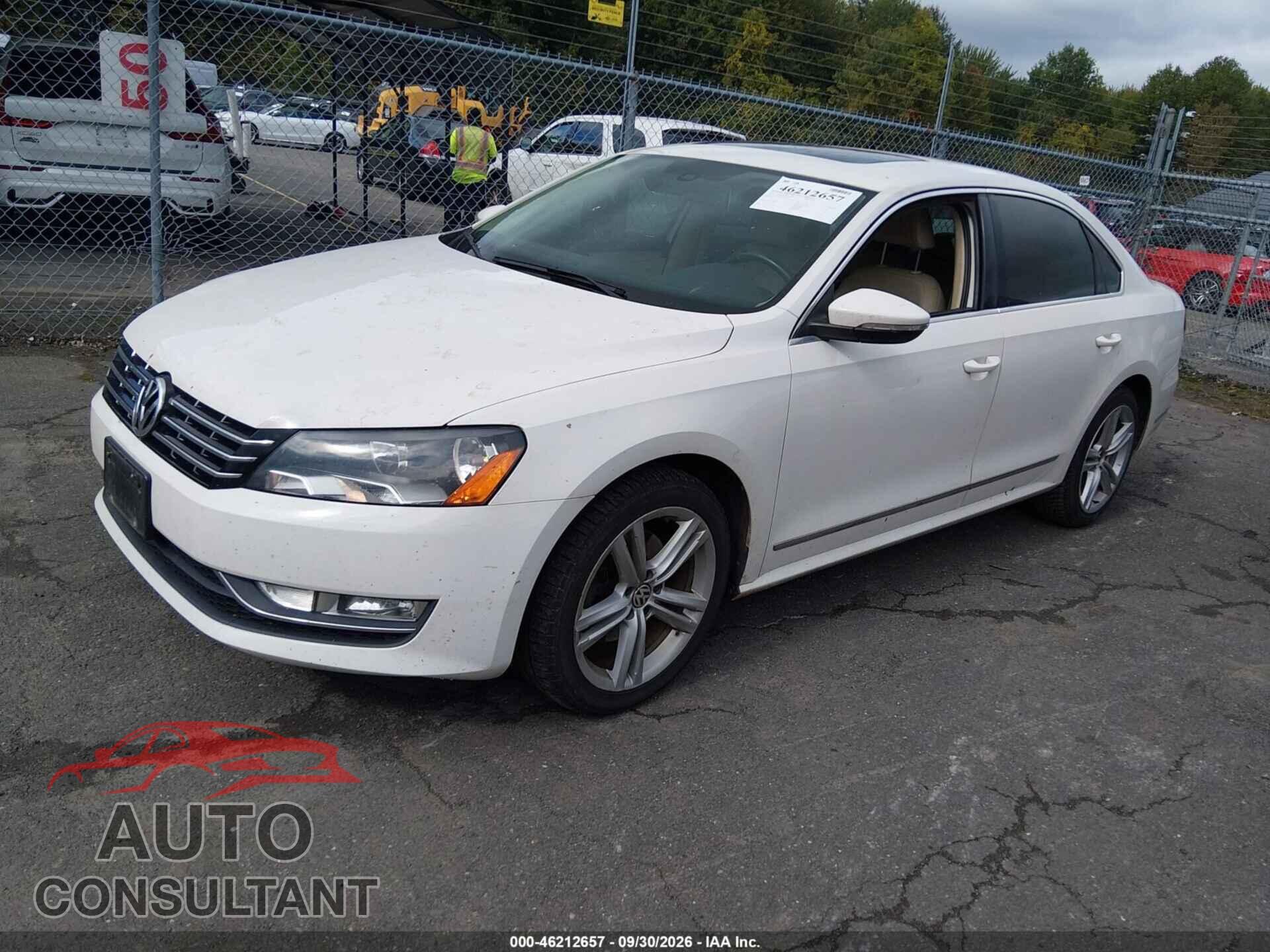 VOLKSWAGEN PASSAT 2012 - 1VWBN7A39CC093239
