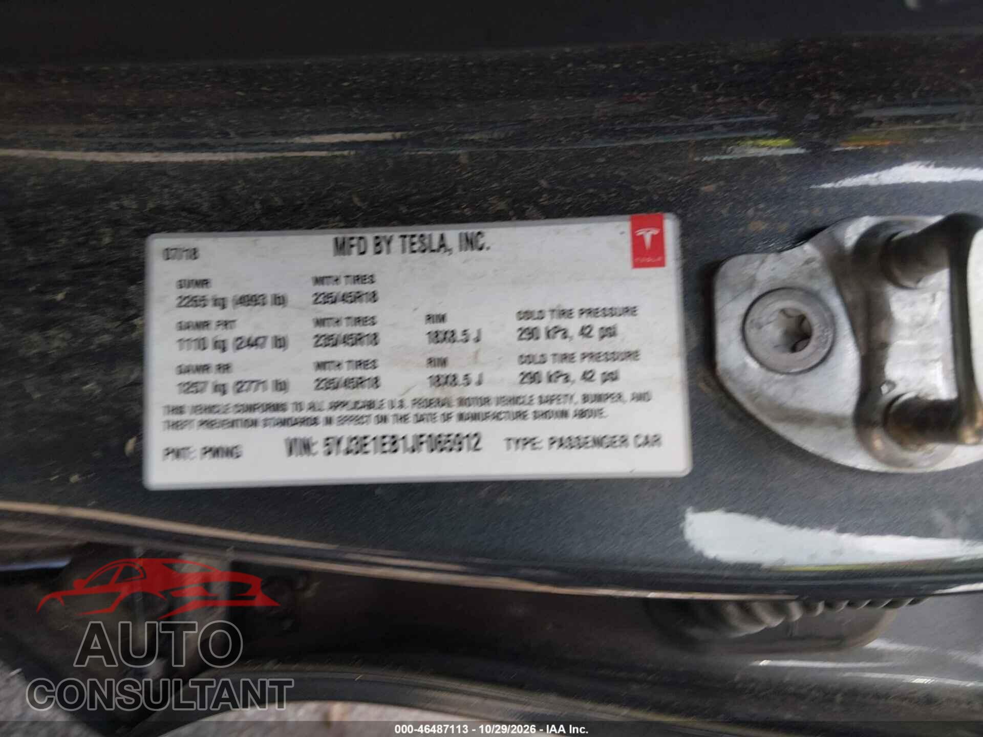 TESLA MODEL 3 2018 - 5YJ3E1EB1JF065912
