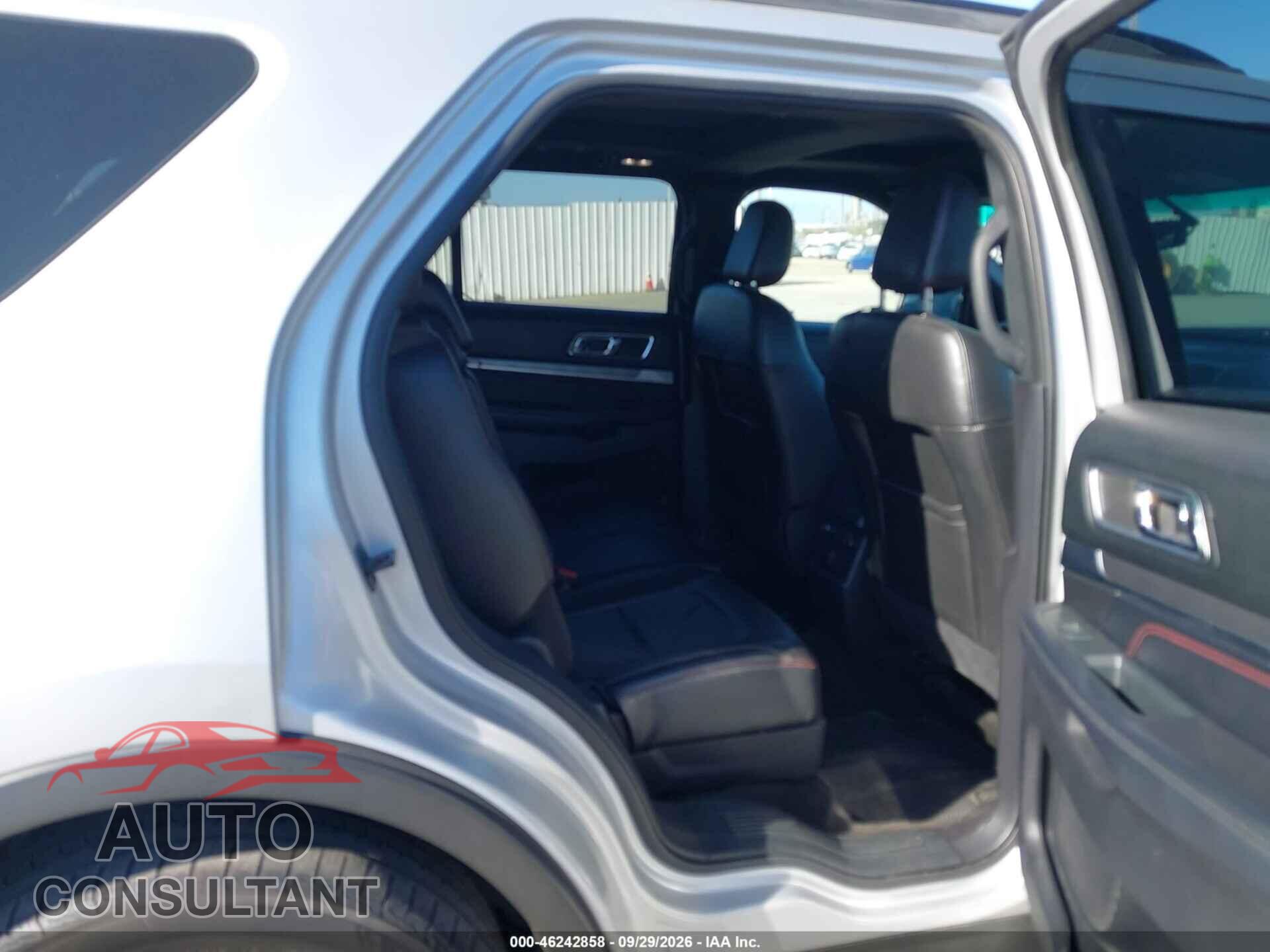 FORD EXPLORER 2018 - 1FM5K8GT2JGB44099
