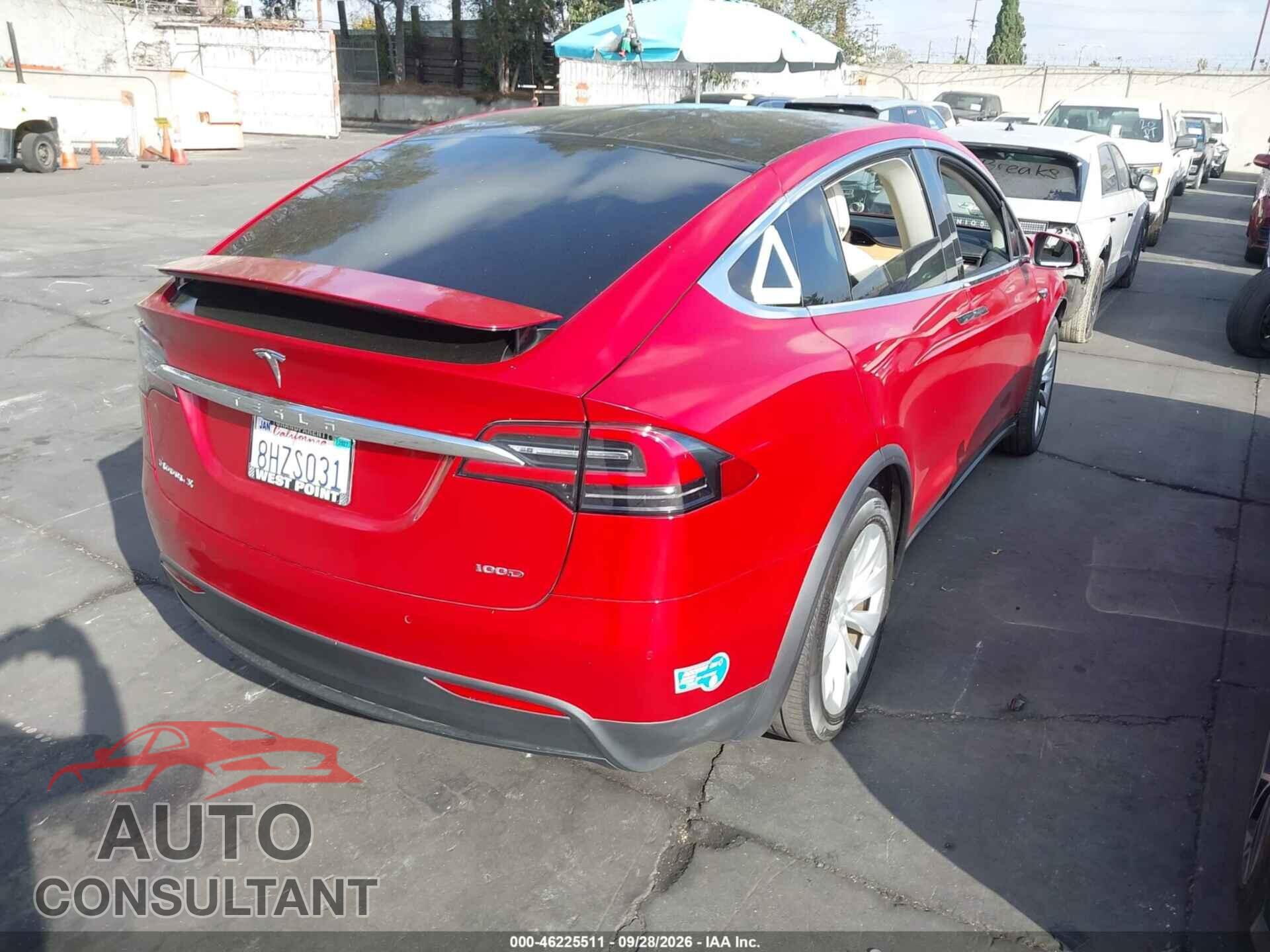 TESLA MODEL X 2018 - 5YJXCDE26JF144758
