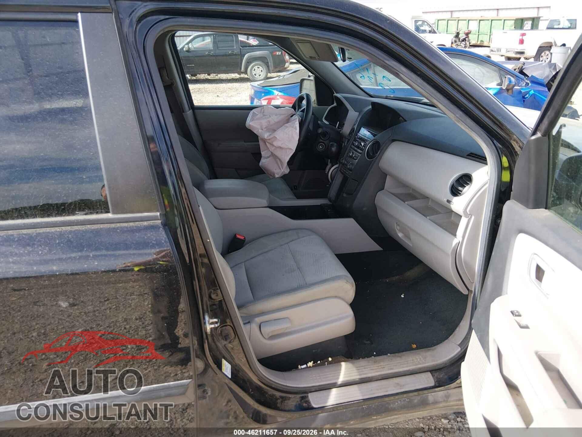 HONDA PILOT 2013 - 5FNYF4H21DB036236