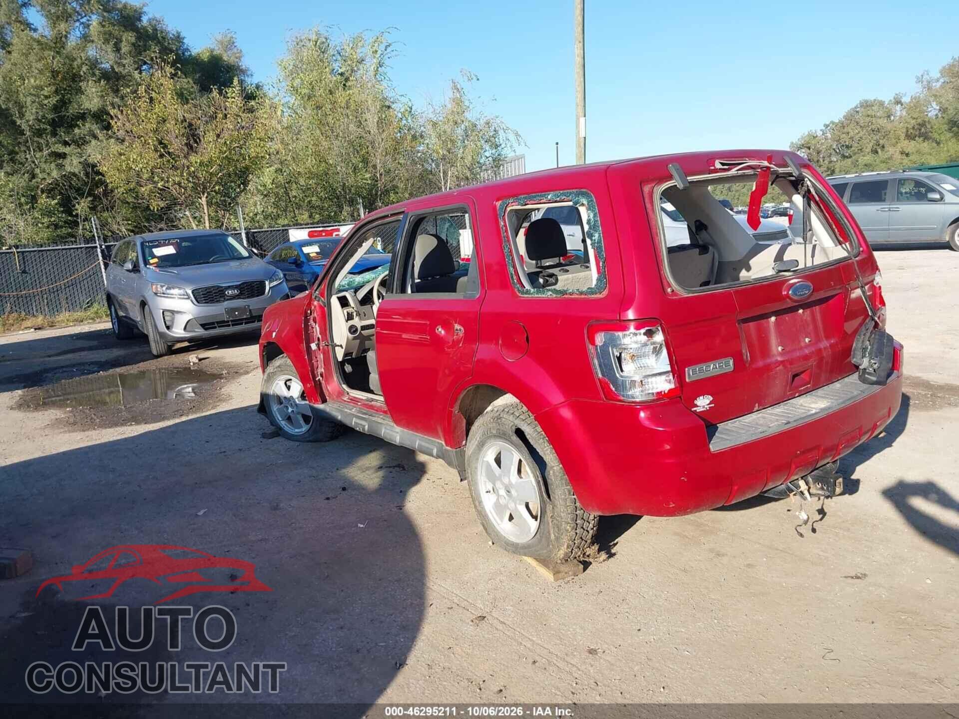 FORD ESCAPE 2011 - 1FMCU9C79BKB84033
