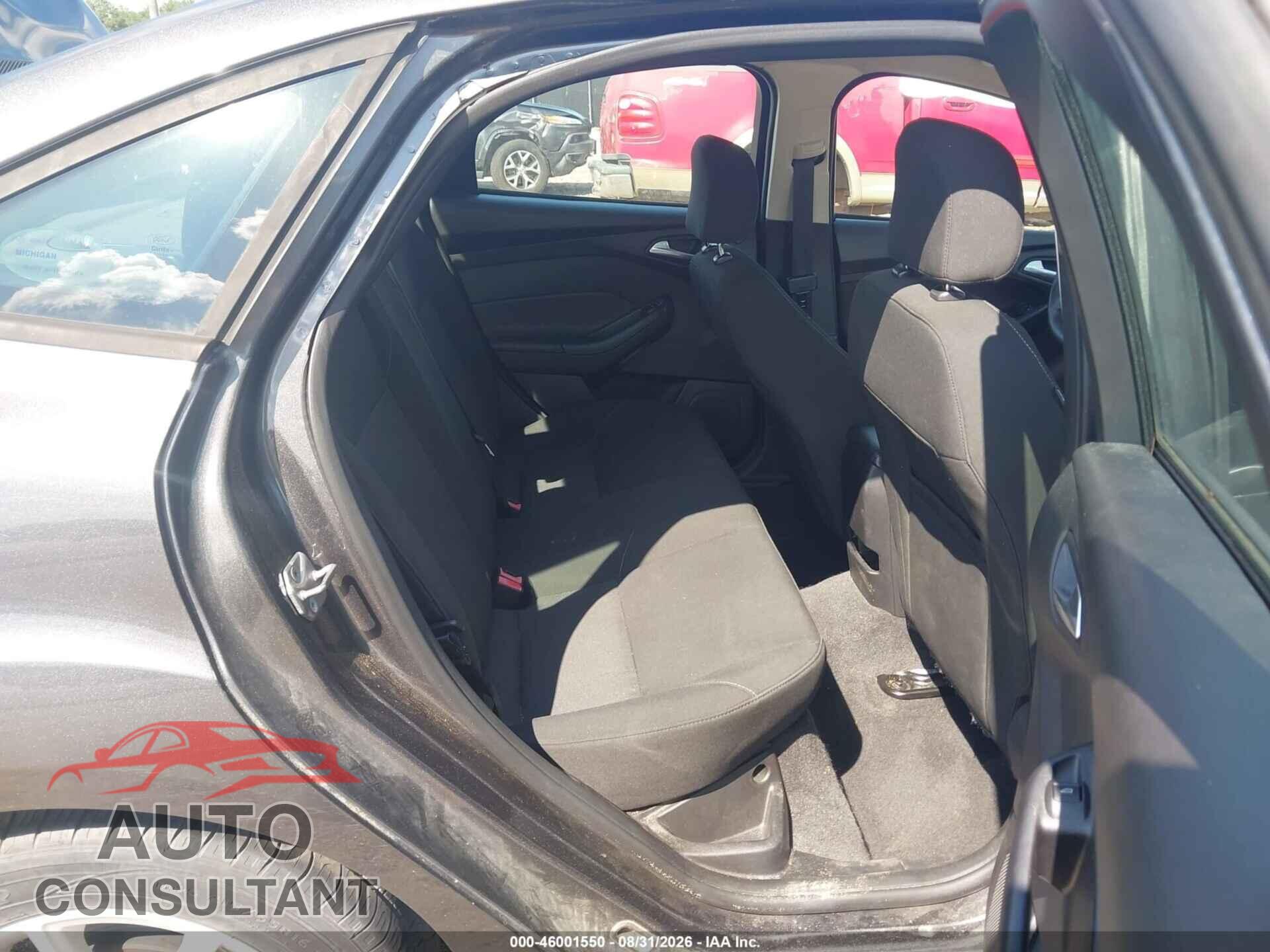 FORD FOCUS 2015 - 1FADP3F24FL295768