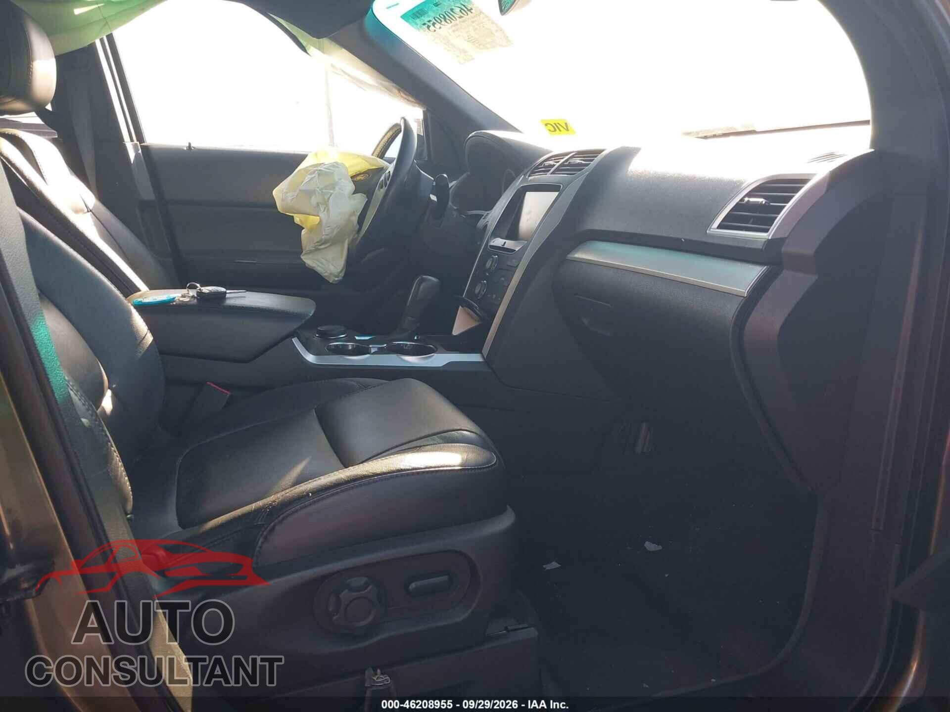 FORD EXPLORER 2015 - 1FM5K8D85FGB11542