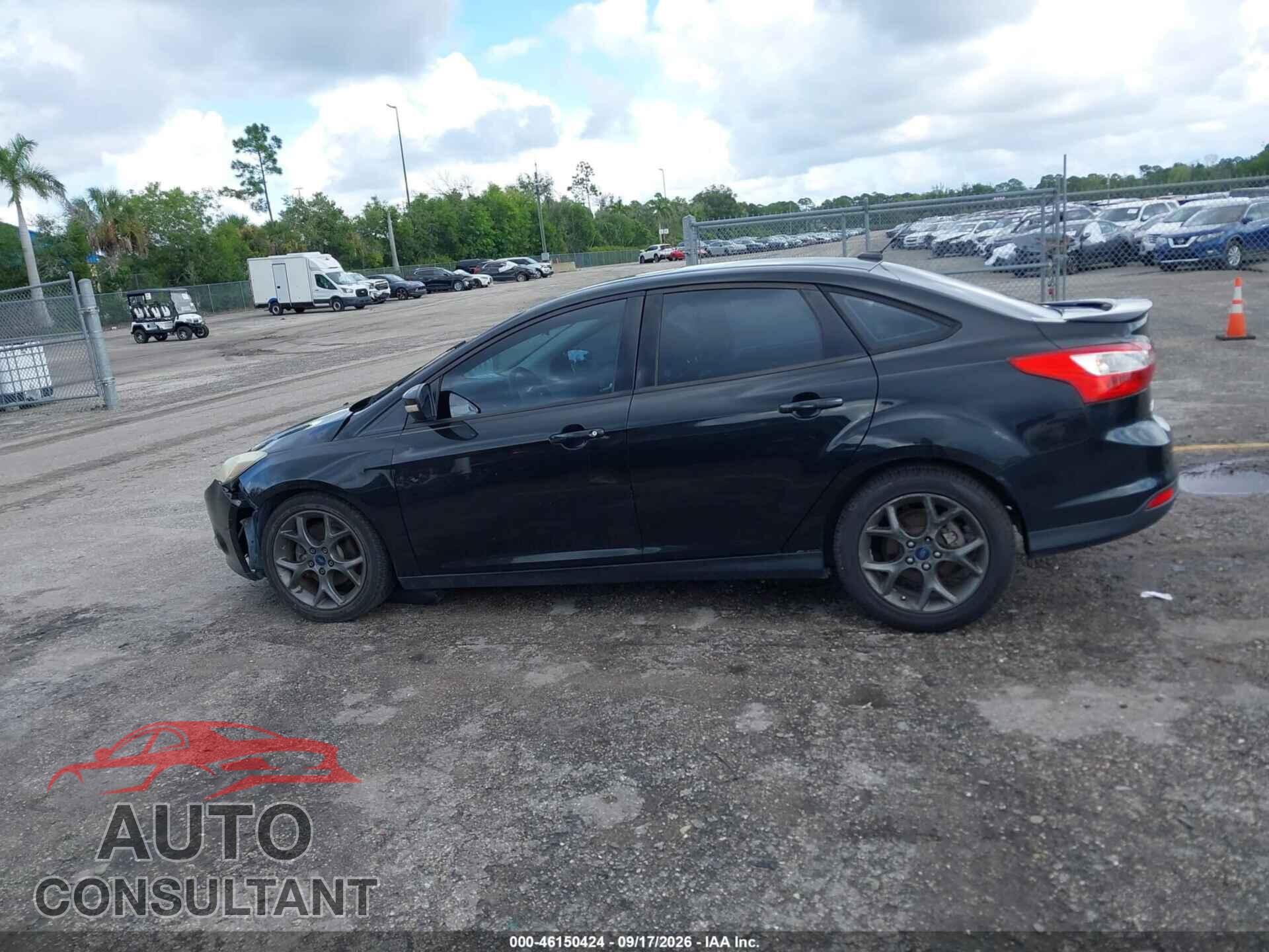 FORD FOCUS 2014 - 1FADP3F25EL371139