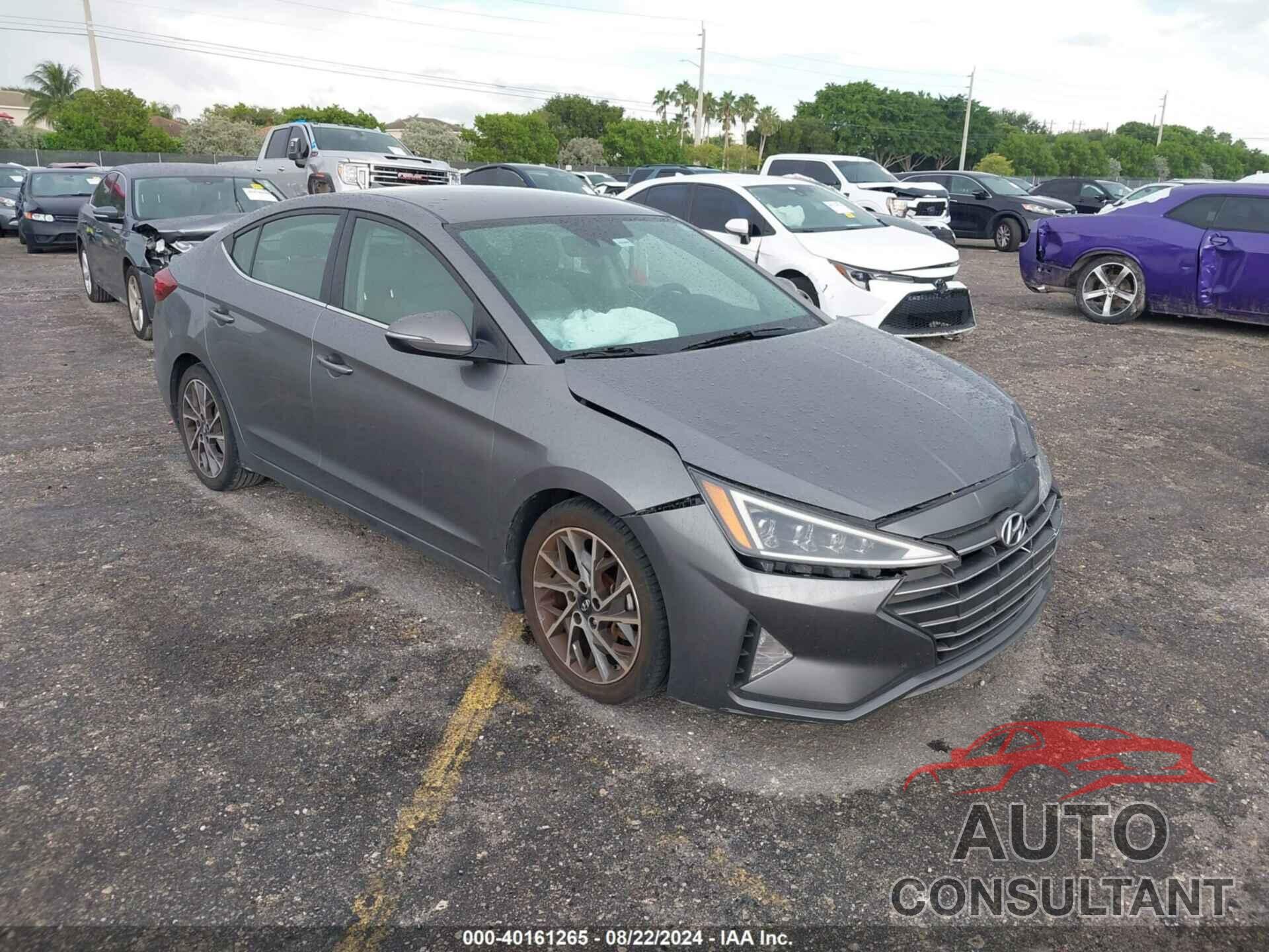 HYUNDAI ELANTRA 2019 - 5NPD84LF0KH495405