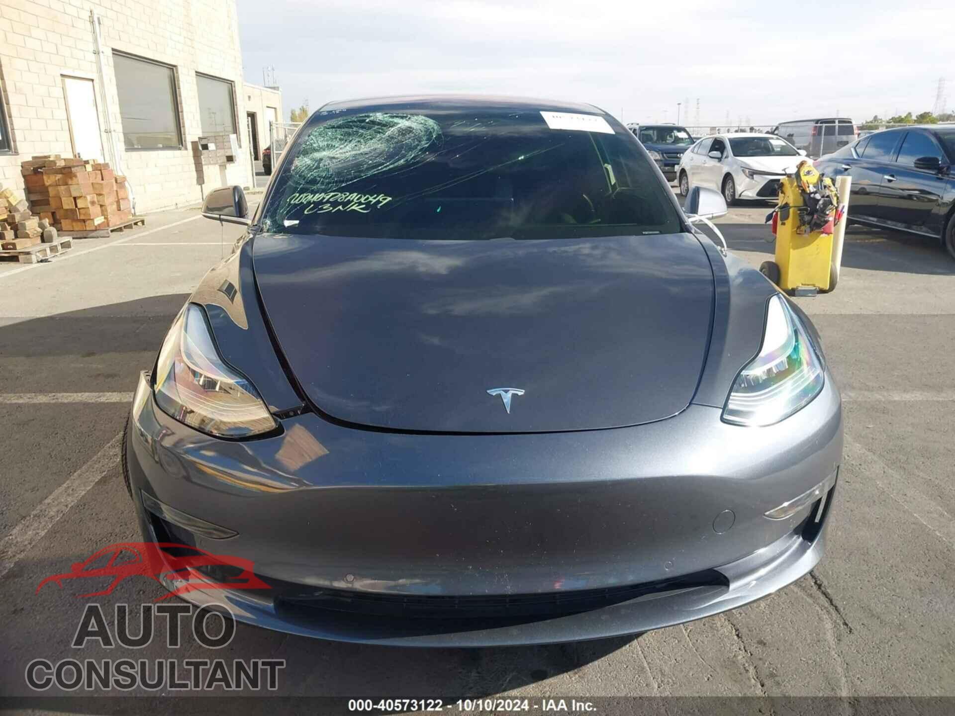 TESLA MODEL 3 2018 - 5YJ3E1EA9JF049741