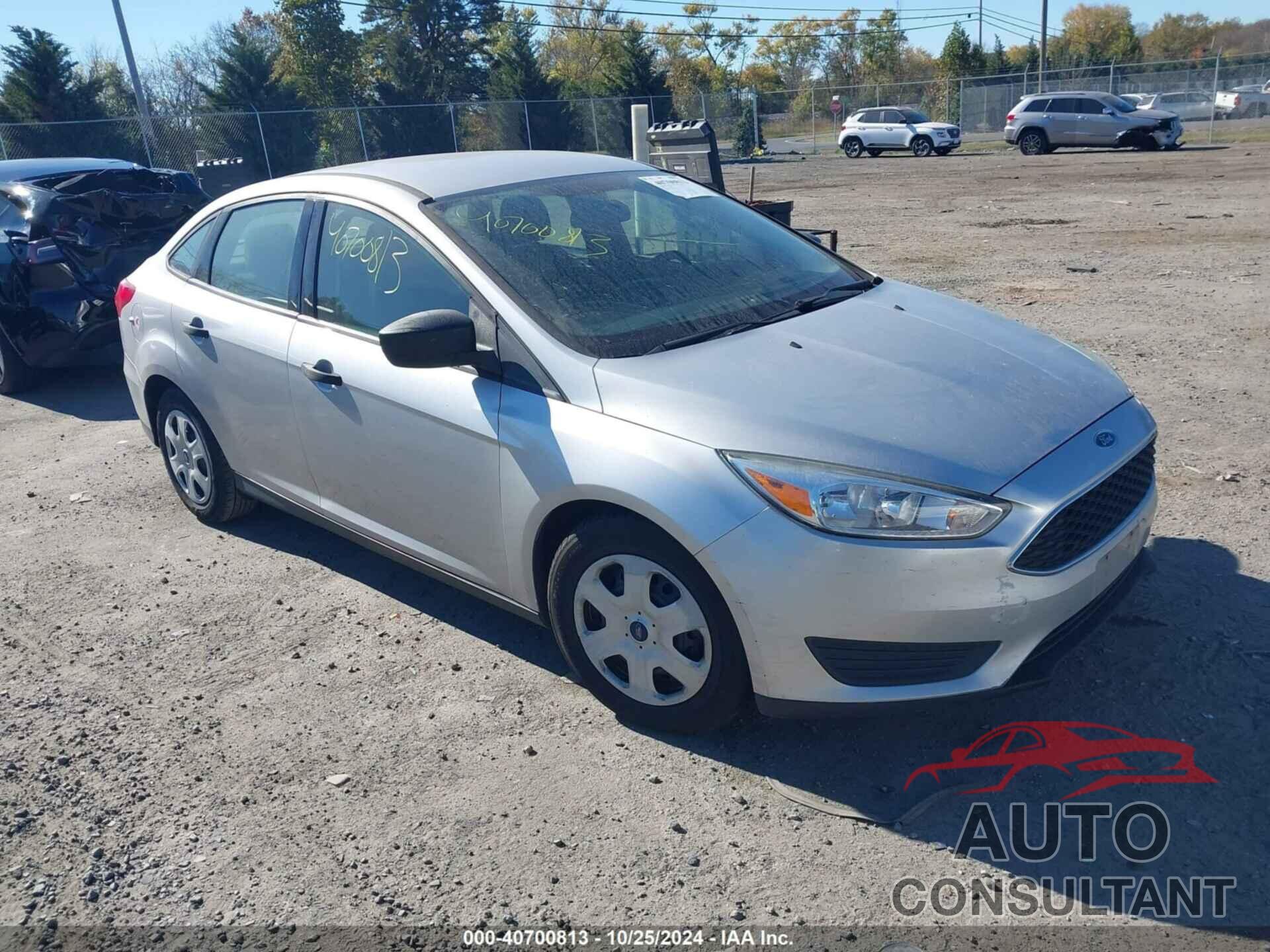 FORD FOCUS 2018 - 1FADP3E26JL210035