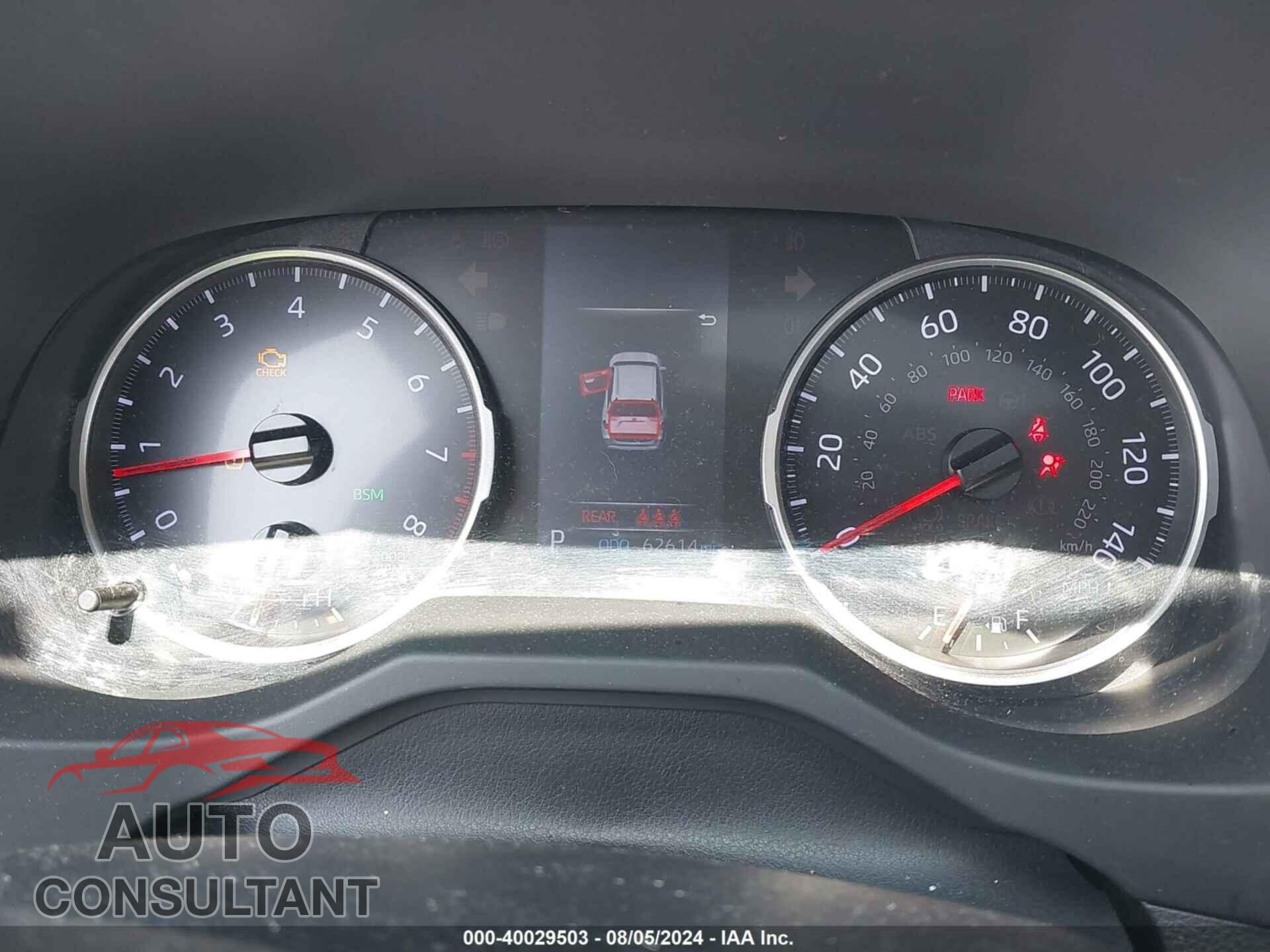 TOYOTA RAV4 2019 - JTMP1RFV5KD010585