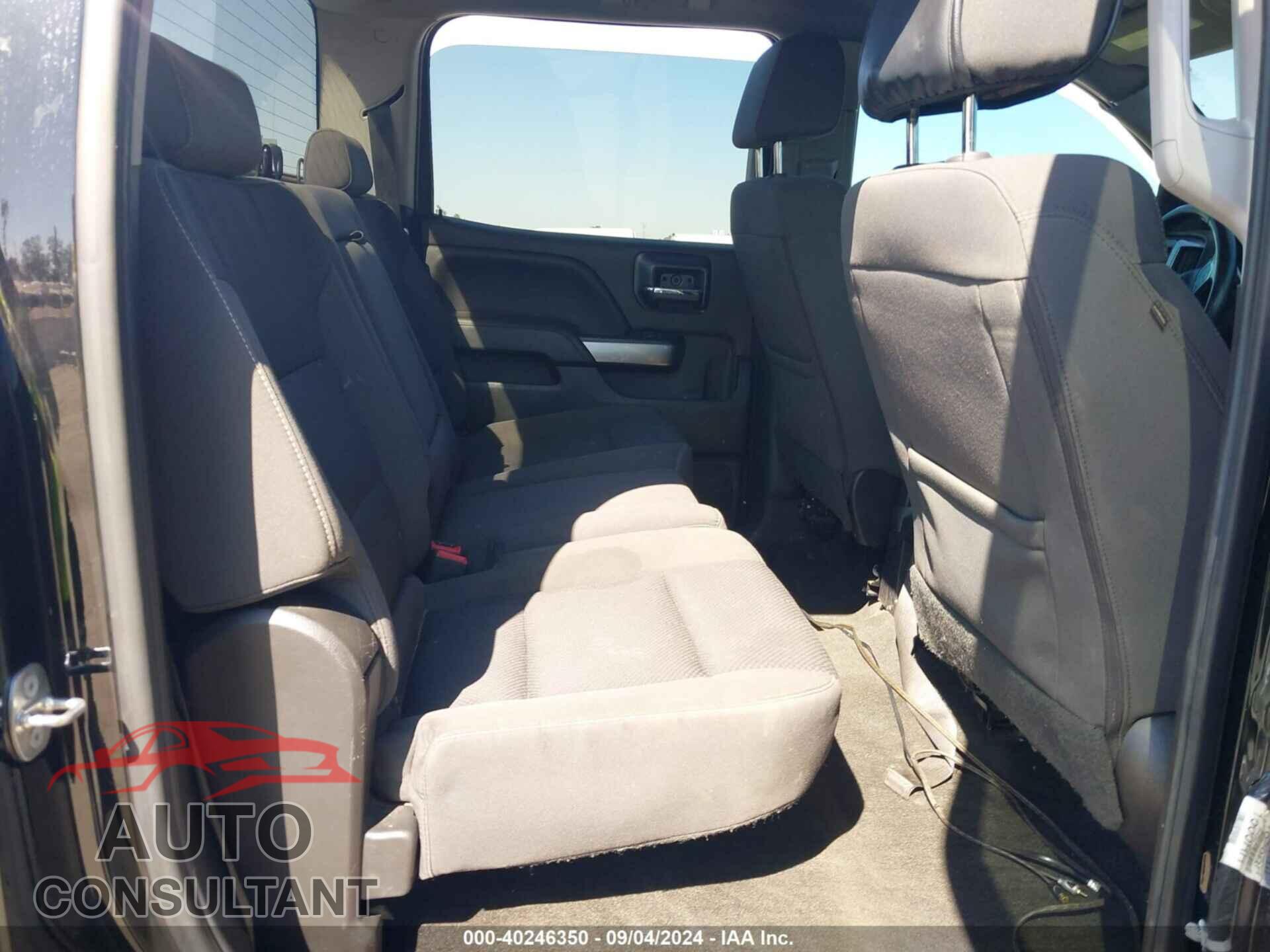 CHEVROLET SILVERADO 1500 2018 - 3GCPCRECXJG408564